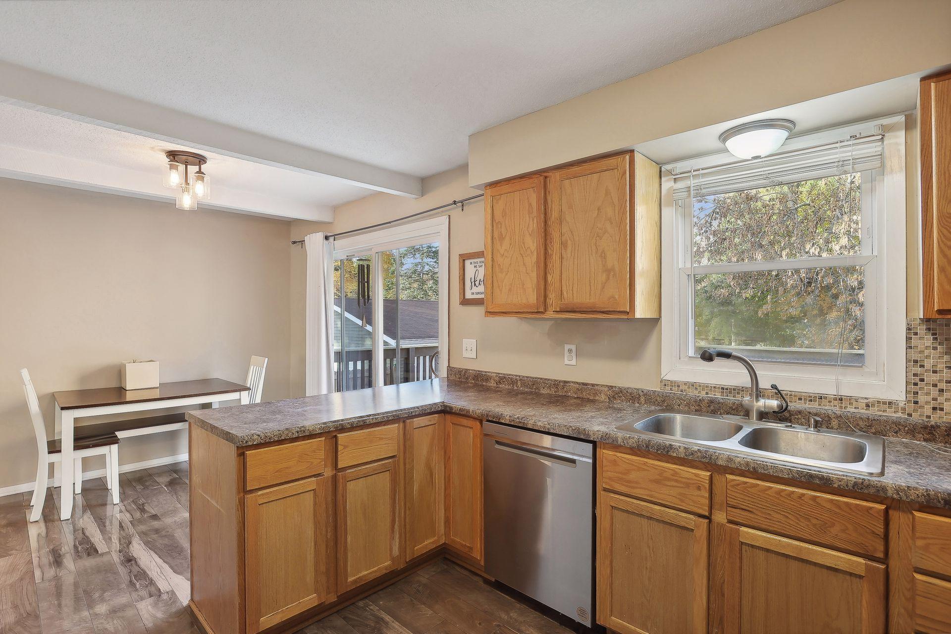 13065 Saratoga Lane N