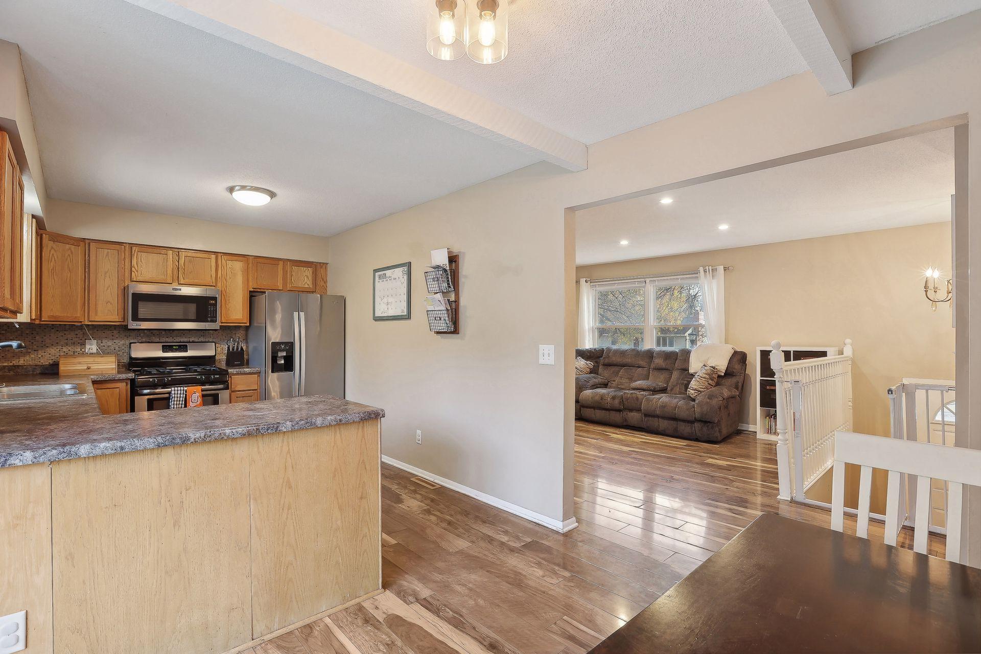 13065 Saratoga Lane N