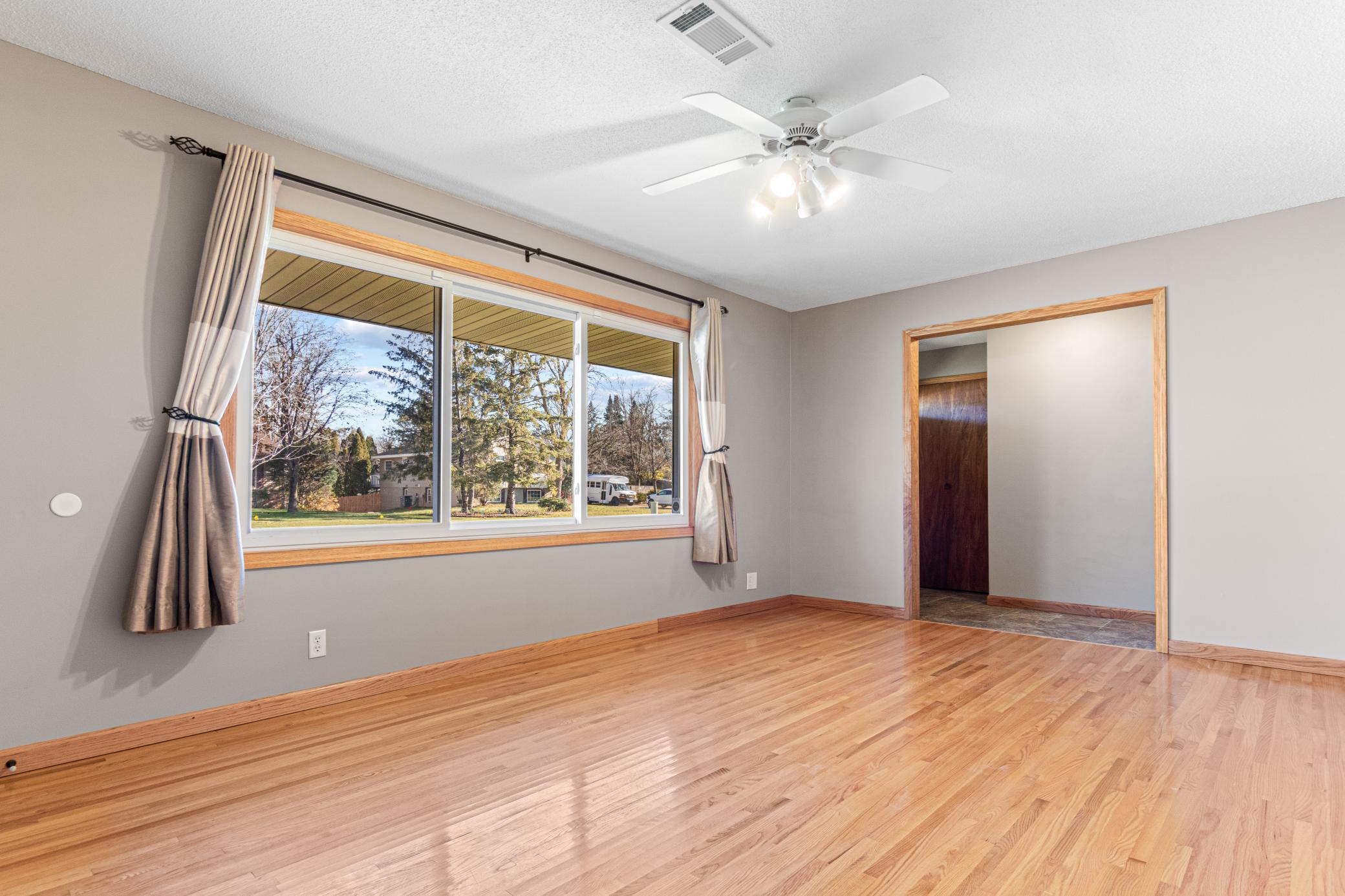 12916 Polk Street NE