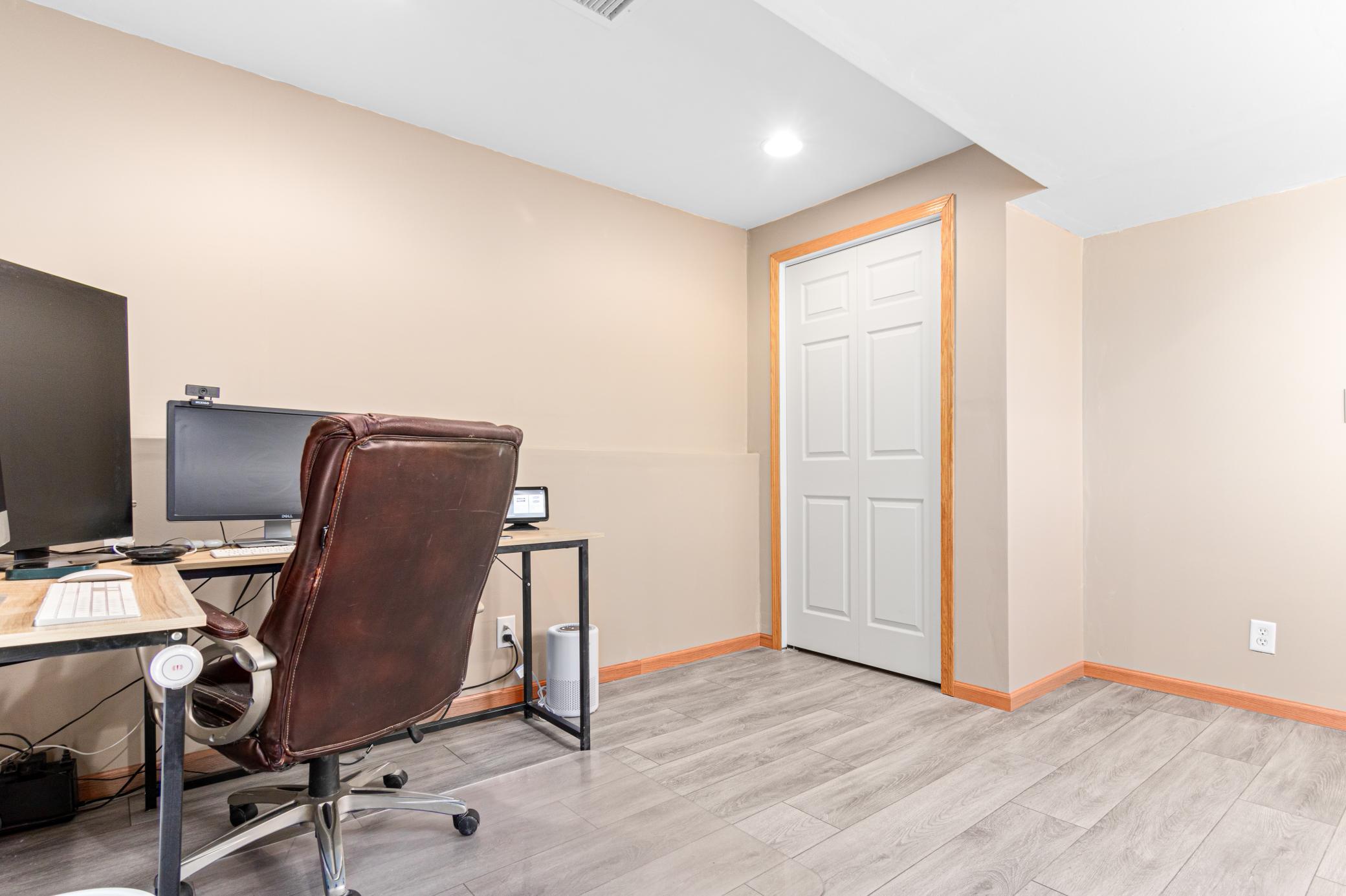 12916 Polk Street NE