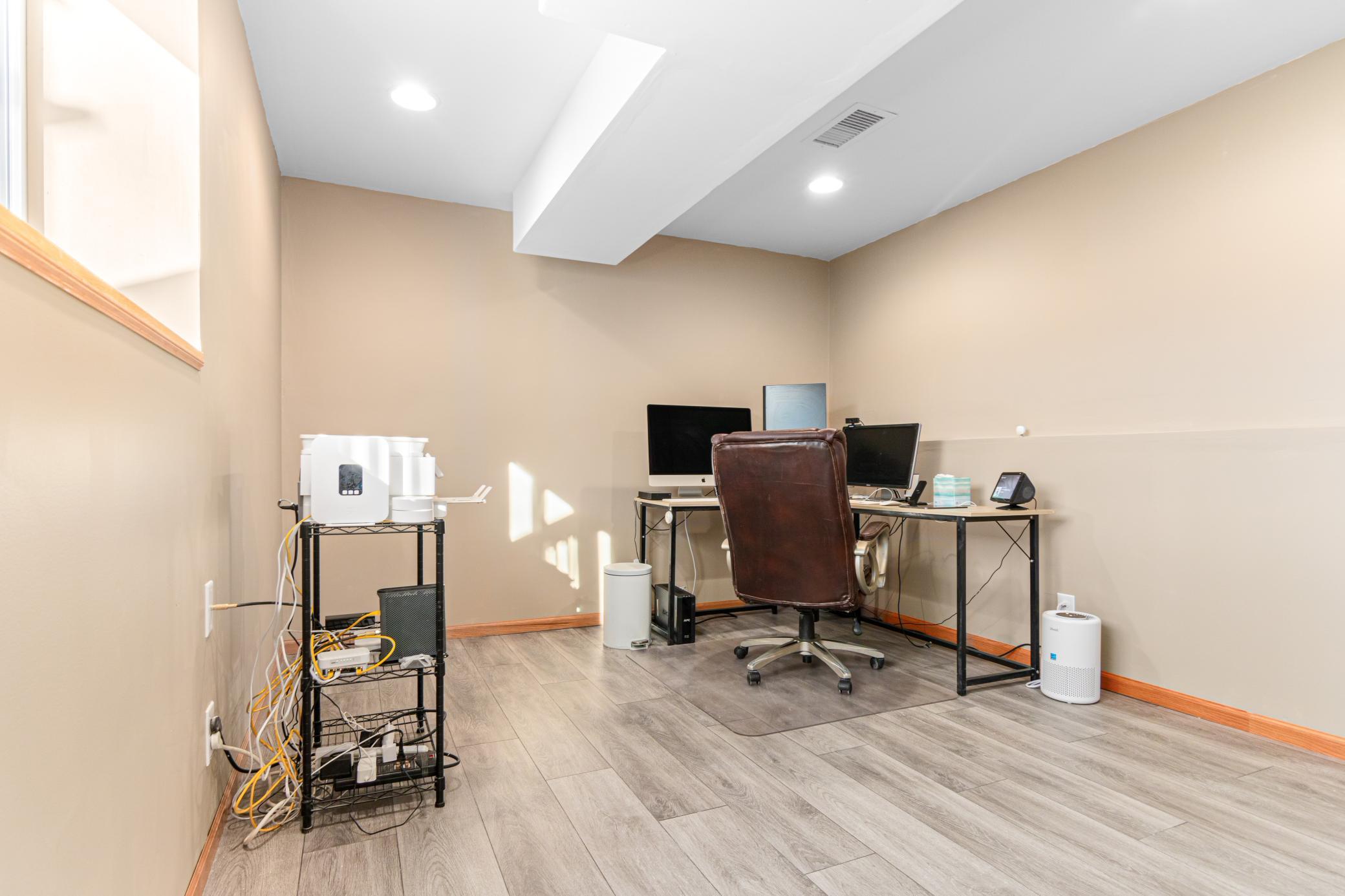 12916 Polk Street NE