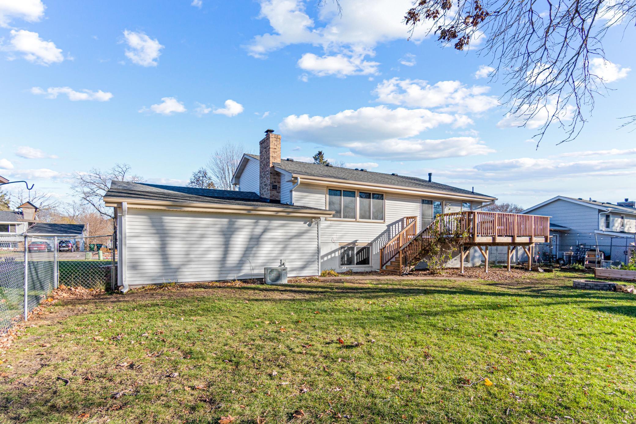 12916 Polk Street NE