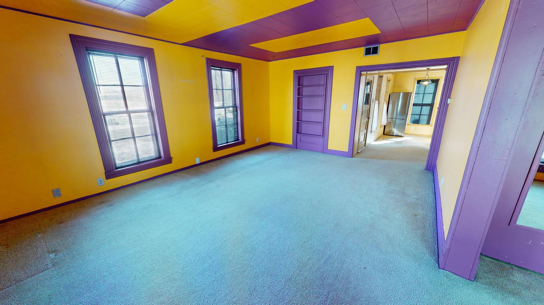 2715 Wingfield Avenue