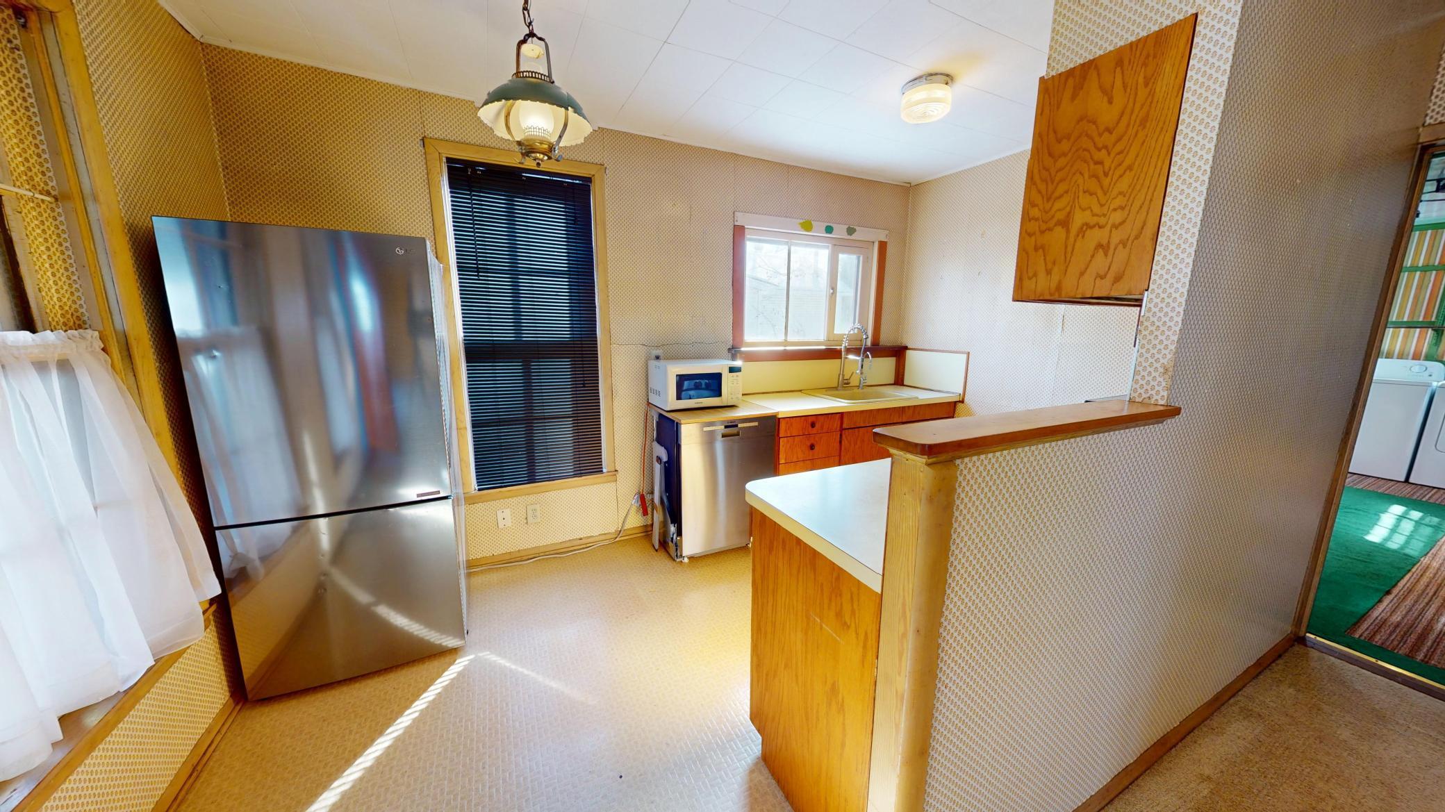 2715 Wingfield Avenue