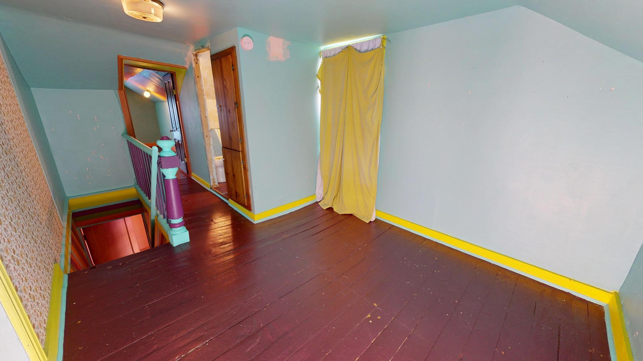 2715 Wingfield Avenue