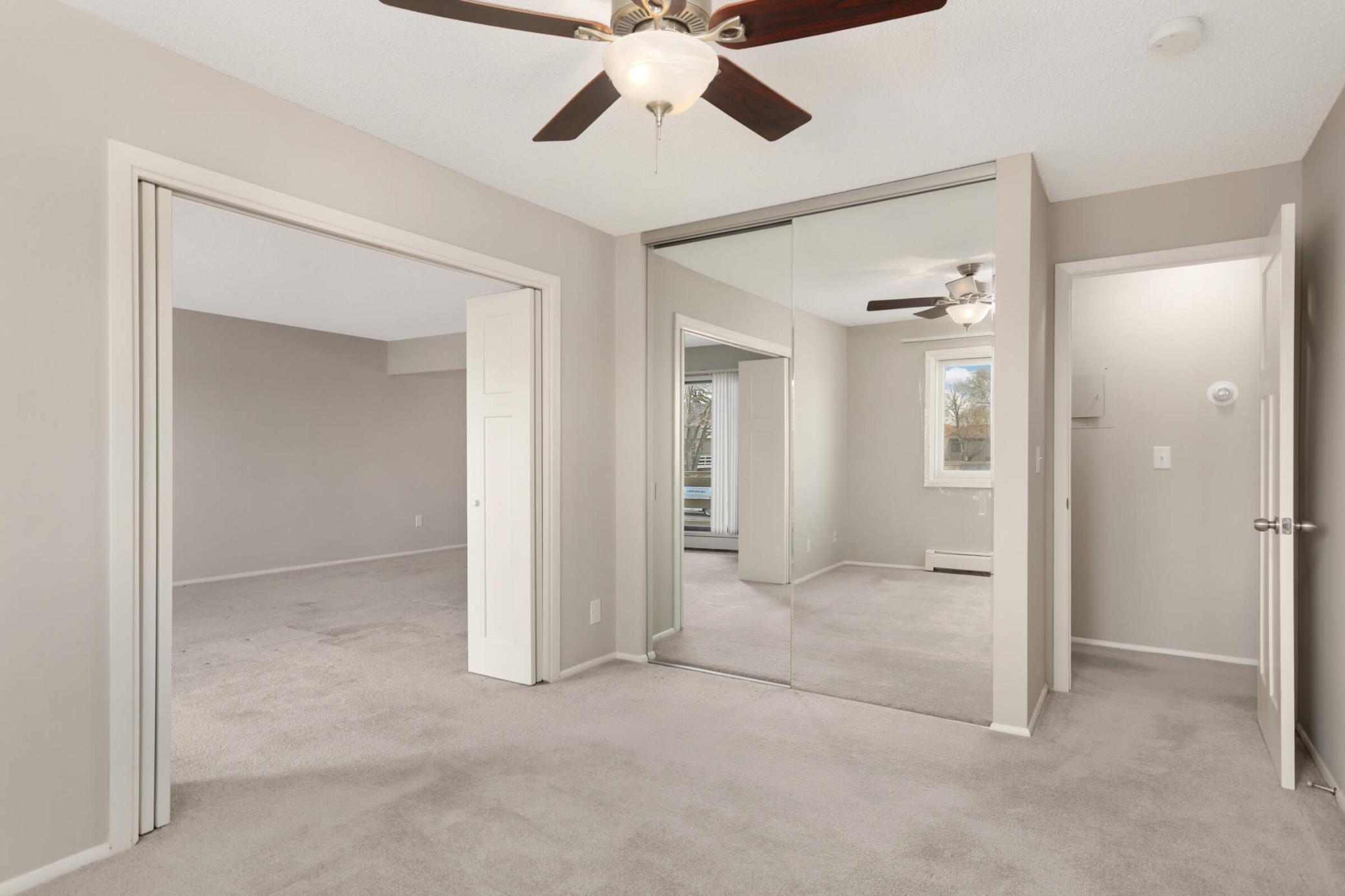 4371 Wilshire Boulevard Unit: 206