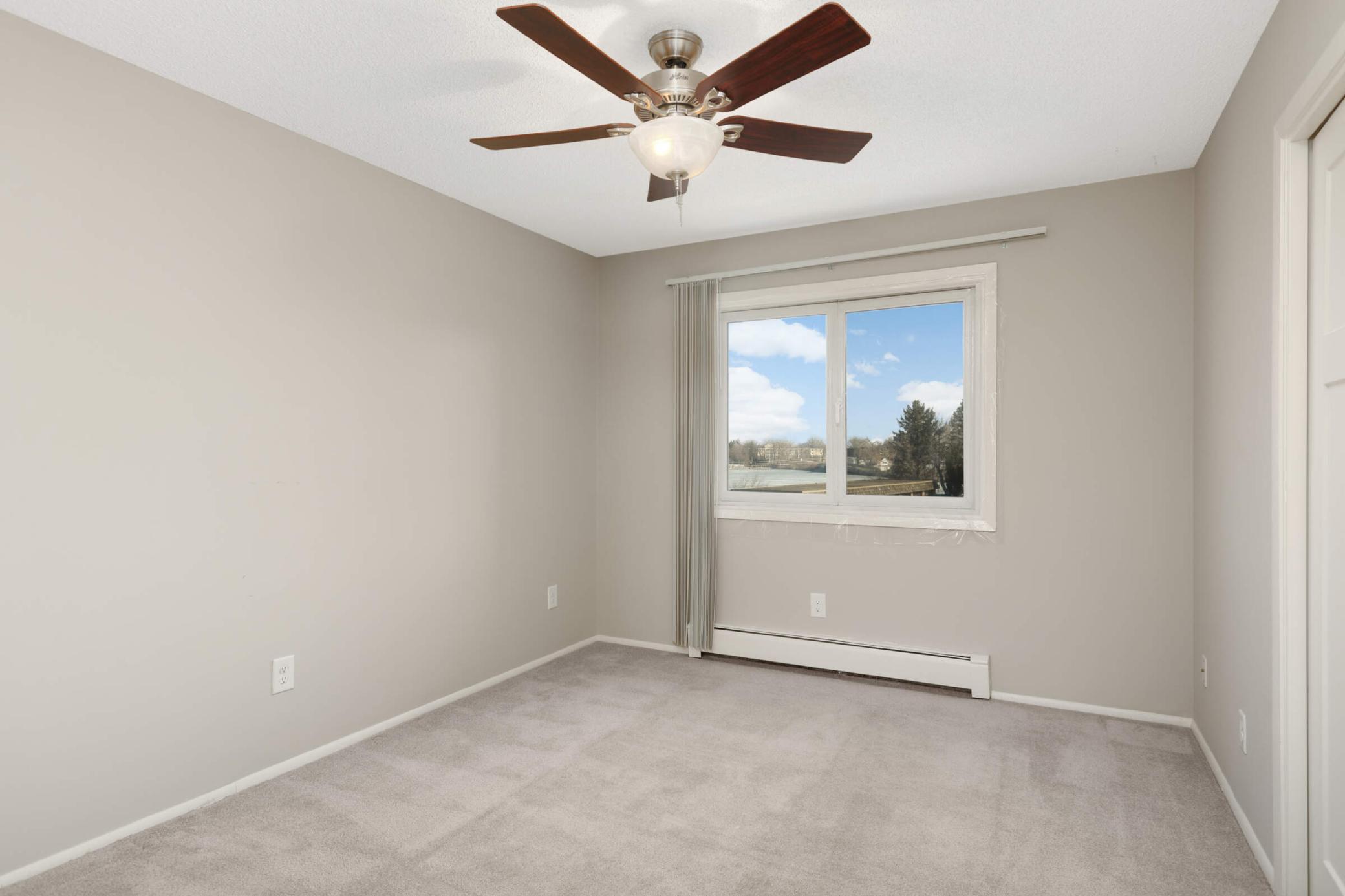 4371 Wilshire Boulevard Unit: 206