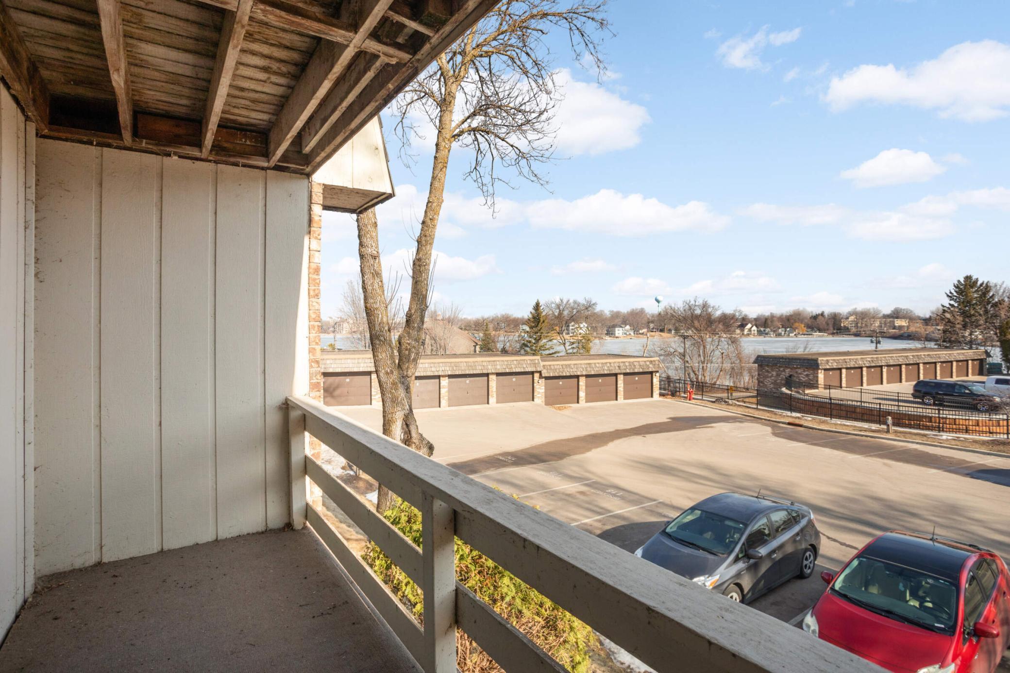 4371 Wilshire Boulevard Unit: 206