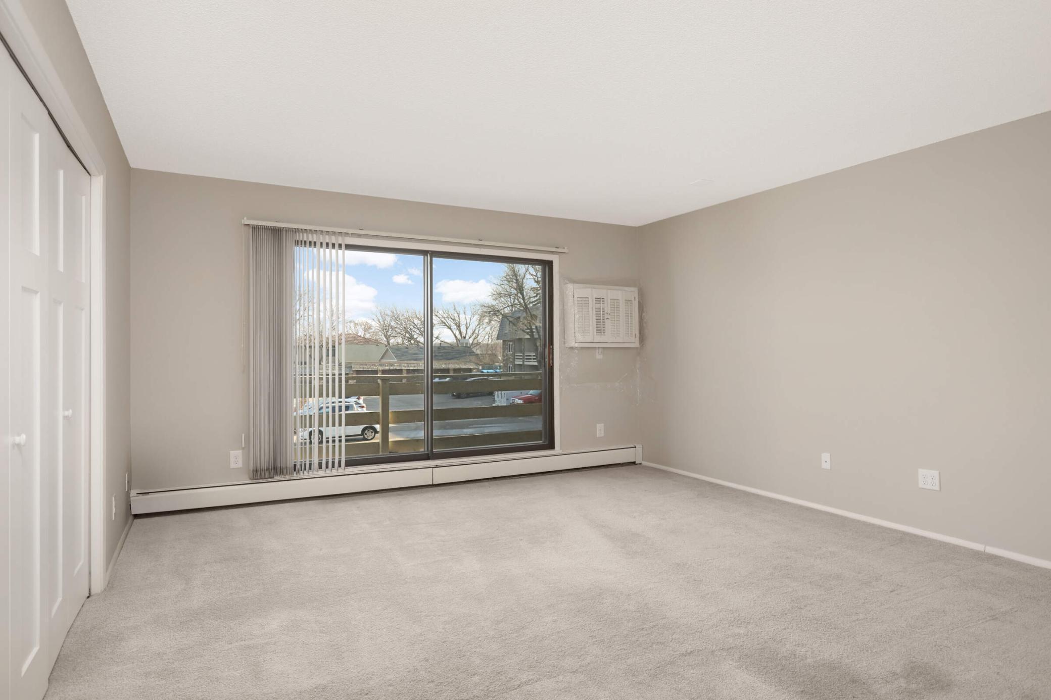 4371 Wilshire Boulevard Unit: 206