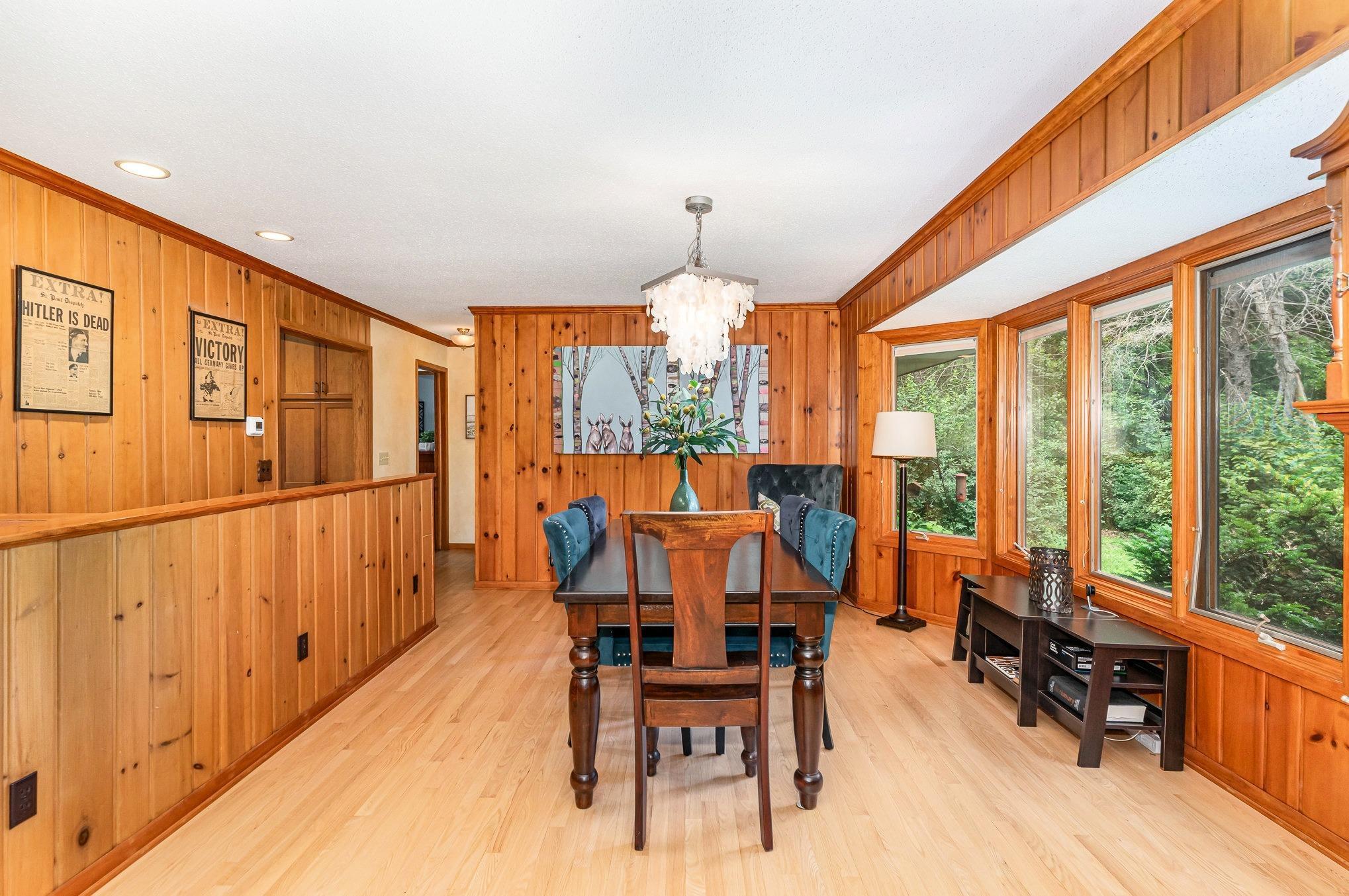 1350 Crestridge Lane