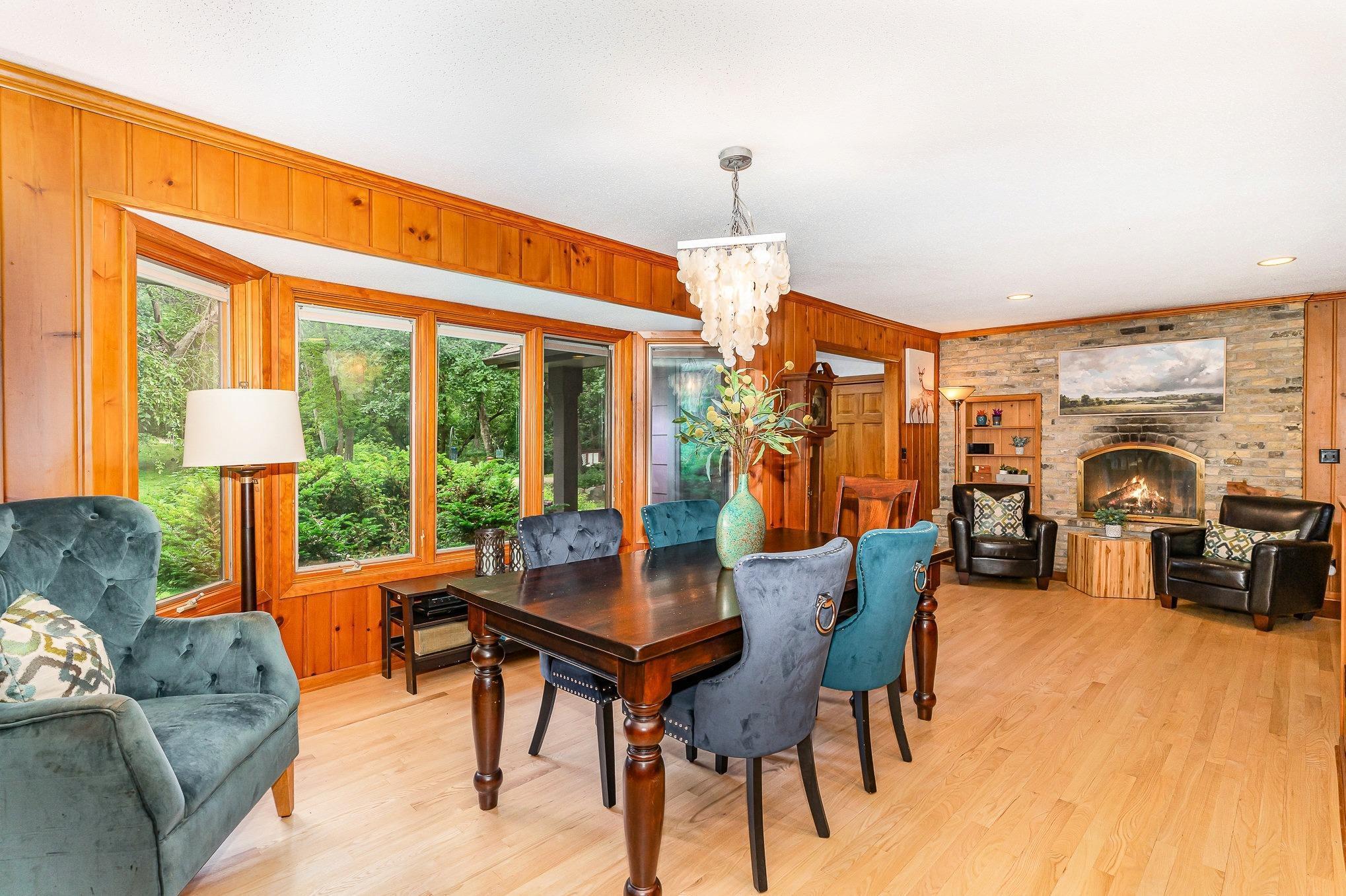 1350 Crestridge Lane