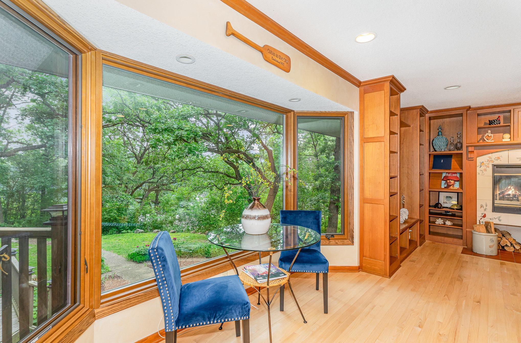 1350 Crestridge Lane