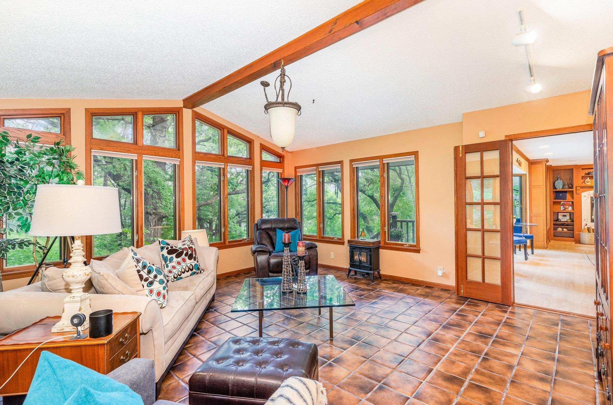 1350 Crestridge Lane