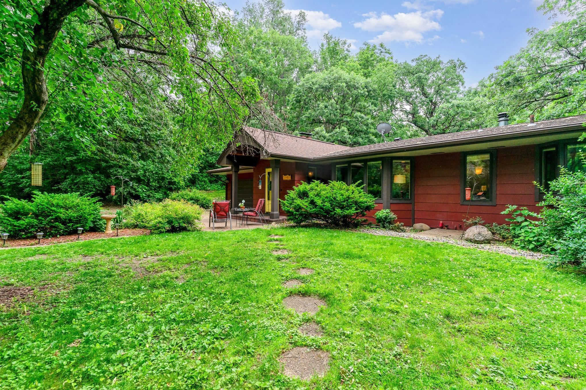 1350 Crestridge Lane