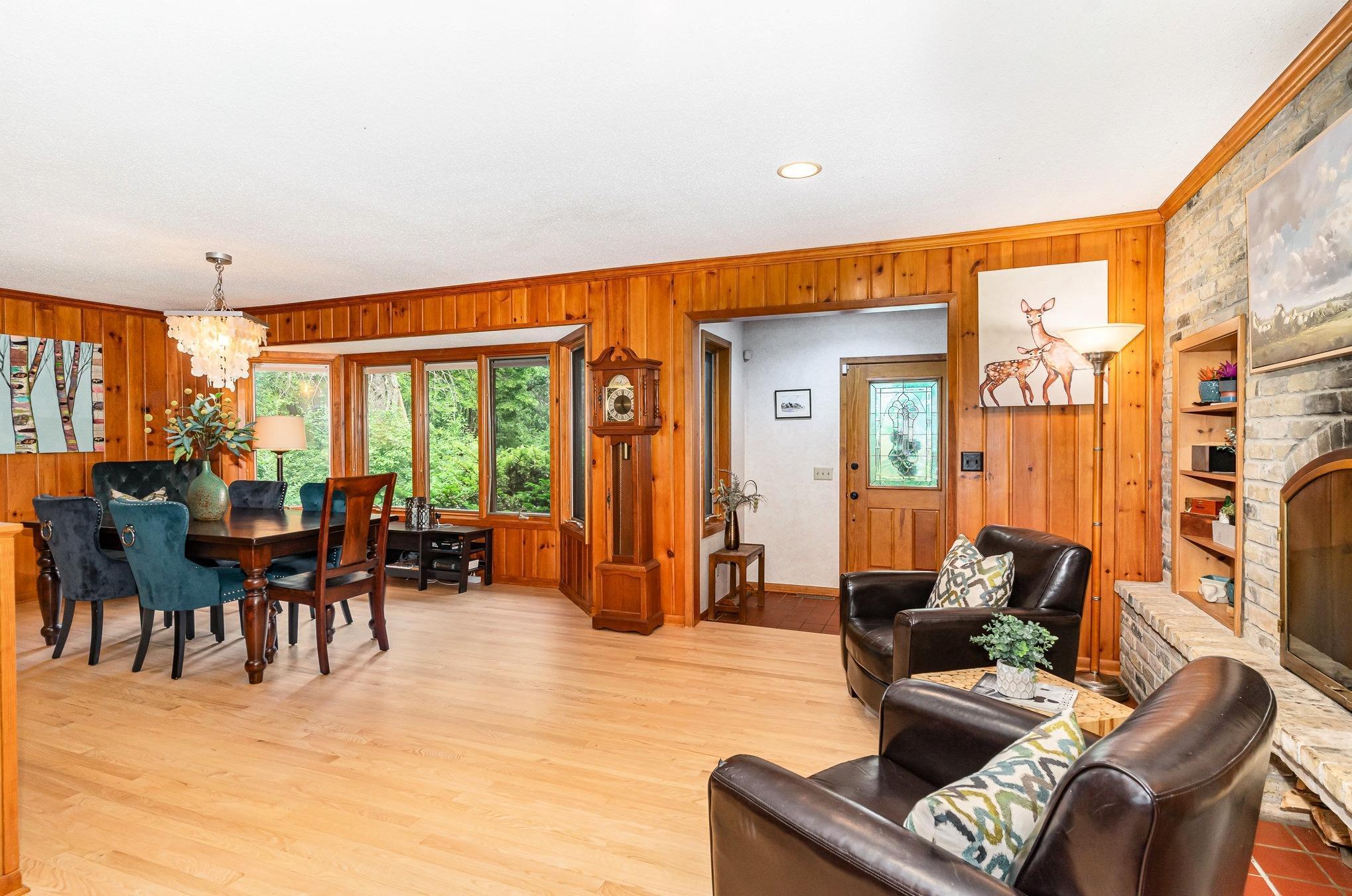 1350 Crestridge Lane