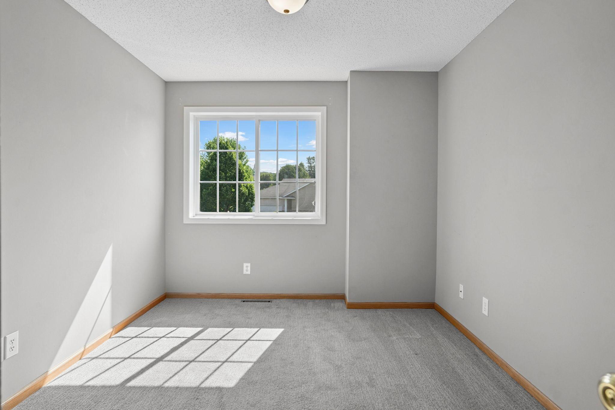 17884 Tyler Drive NW