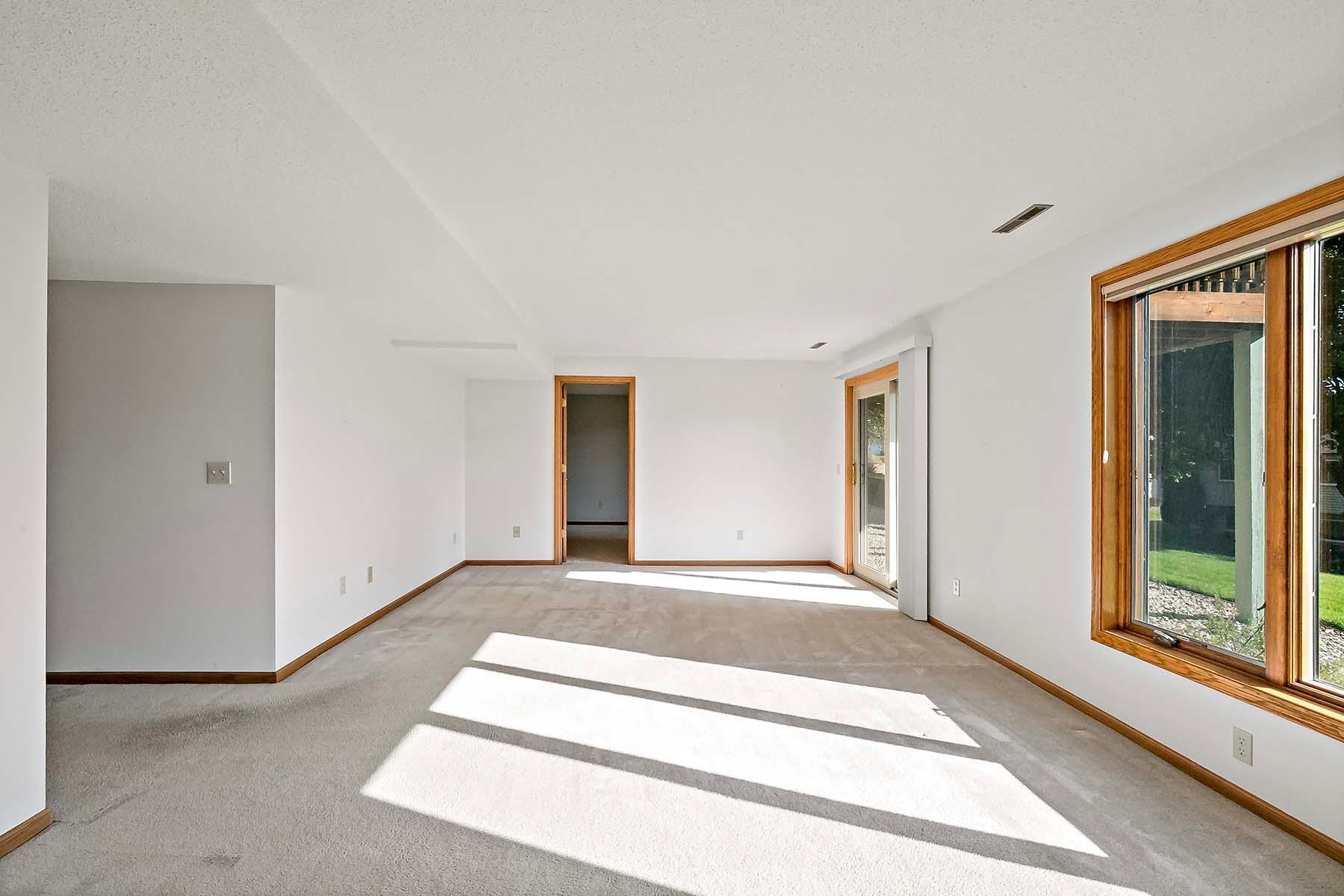 16377 Greenbriar Court