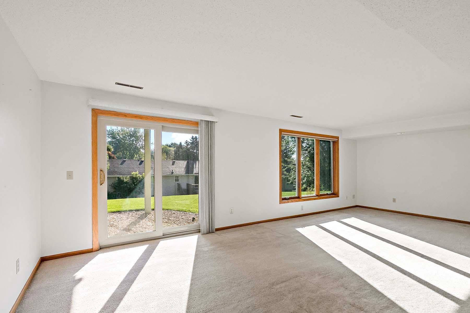 16377 Greenbriar Court