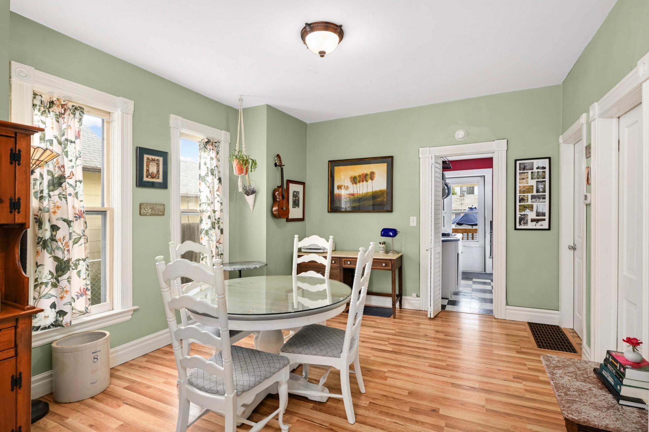 114 Congress Street W