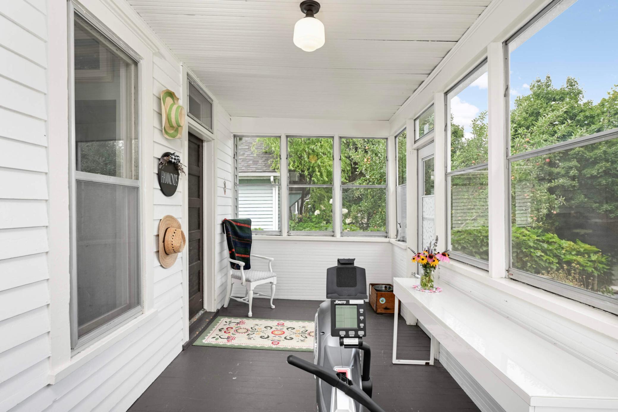 114 Congress Street W