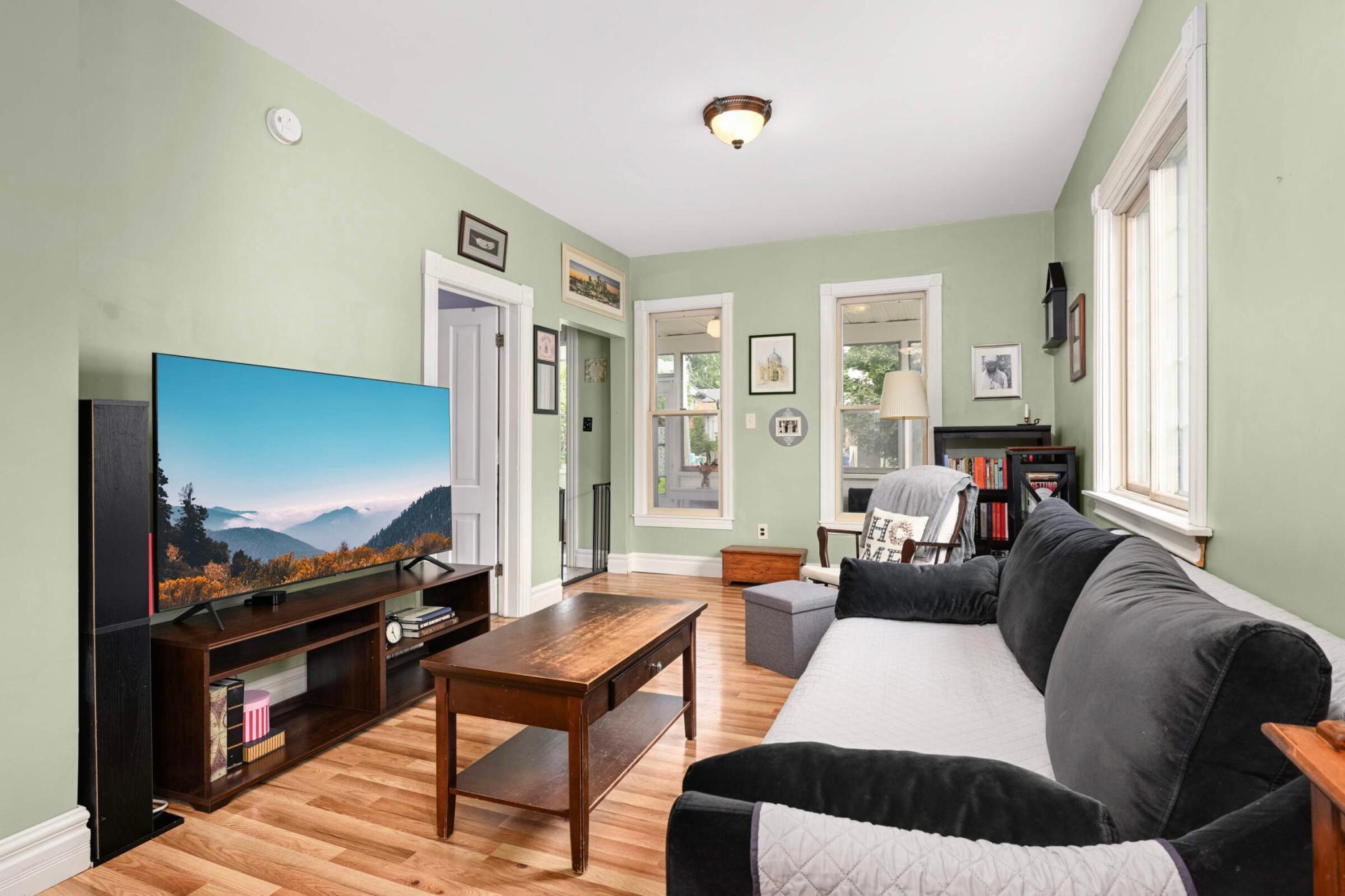 114 Congress Street W