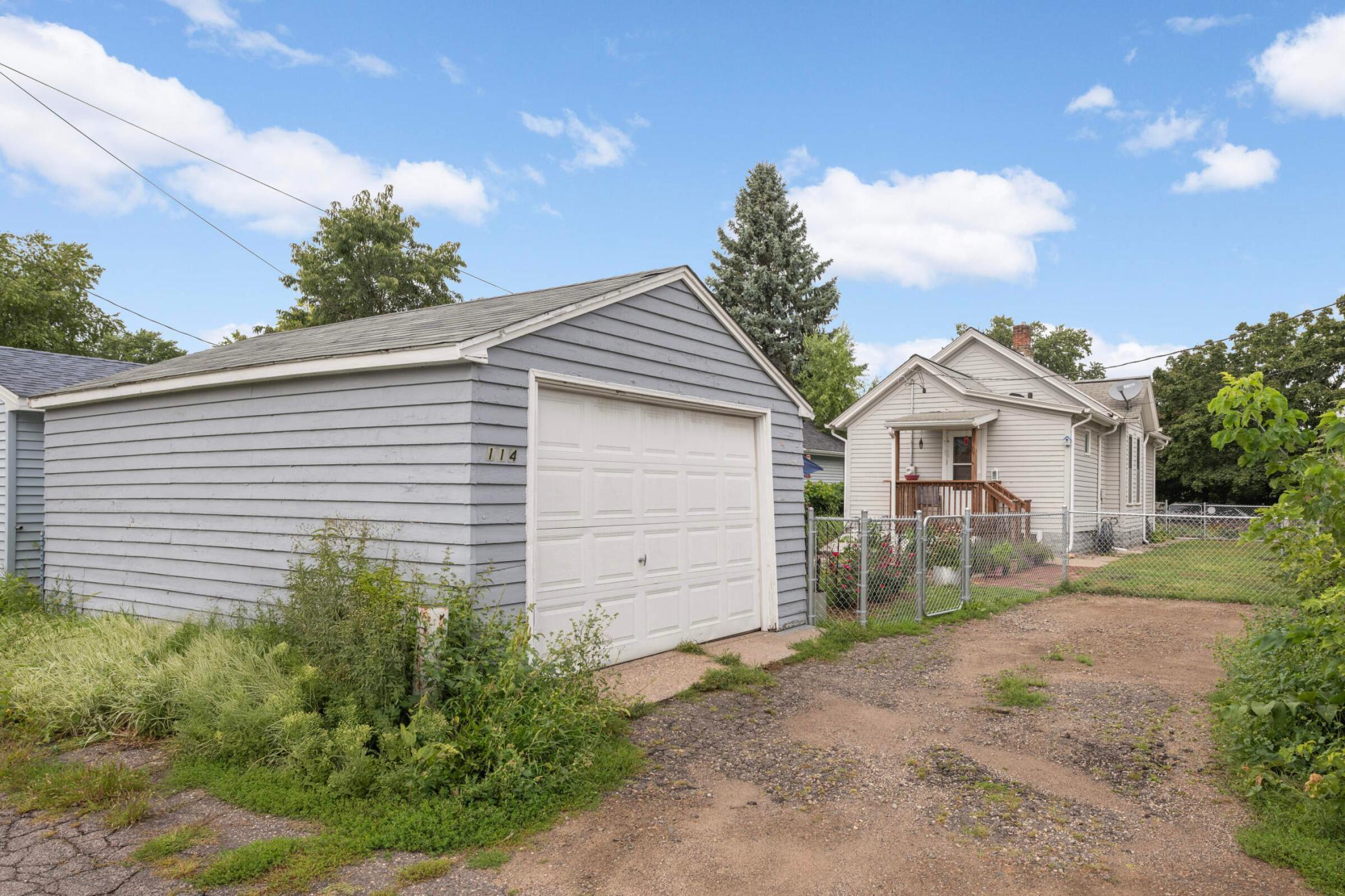 114 Congress Street W