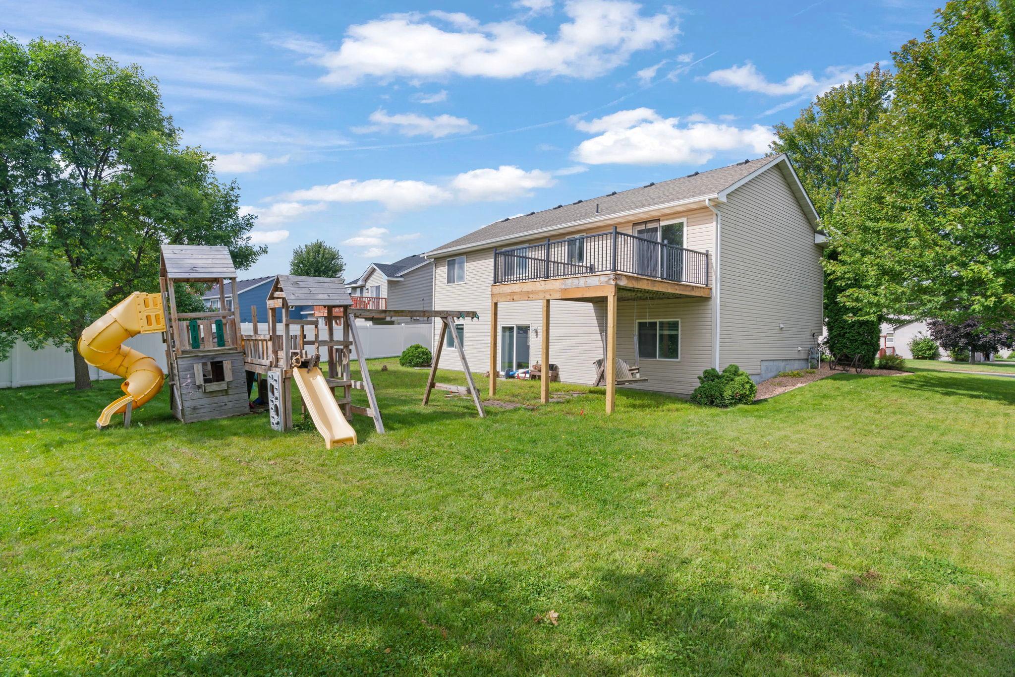 4156 Jansen Avenue NE