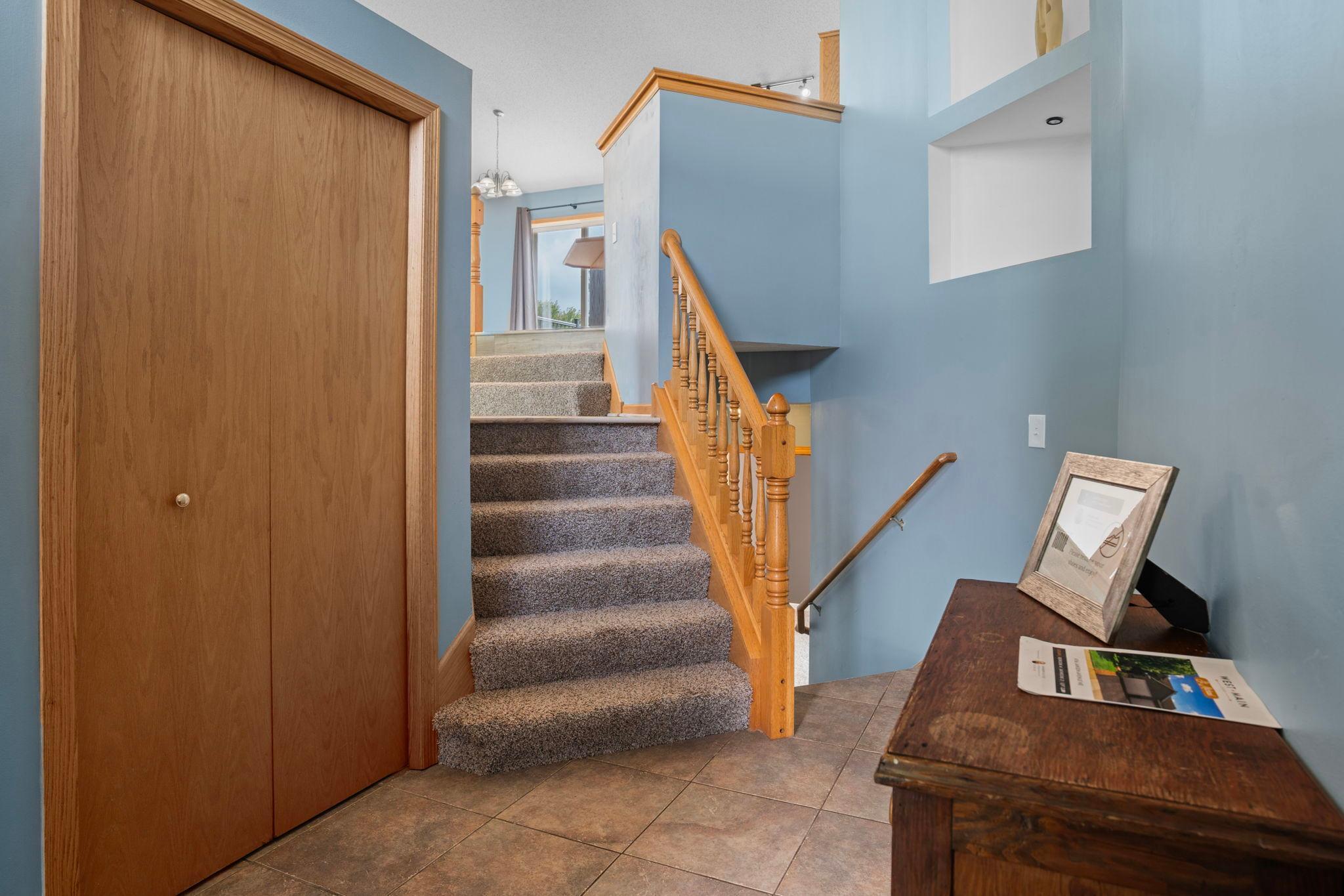 4156 Jansen Avenue NE