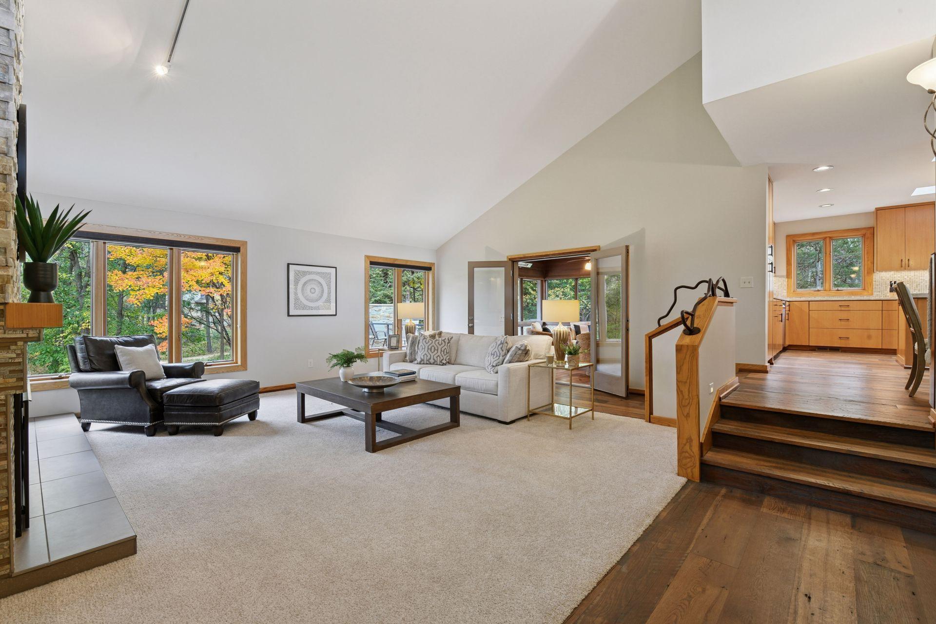 5880 Boulder Bridge Lane