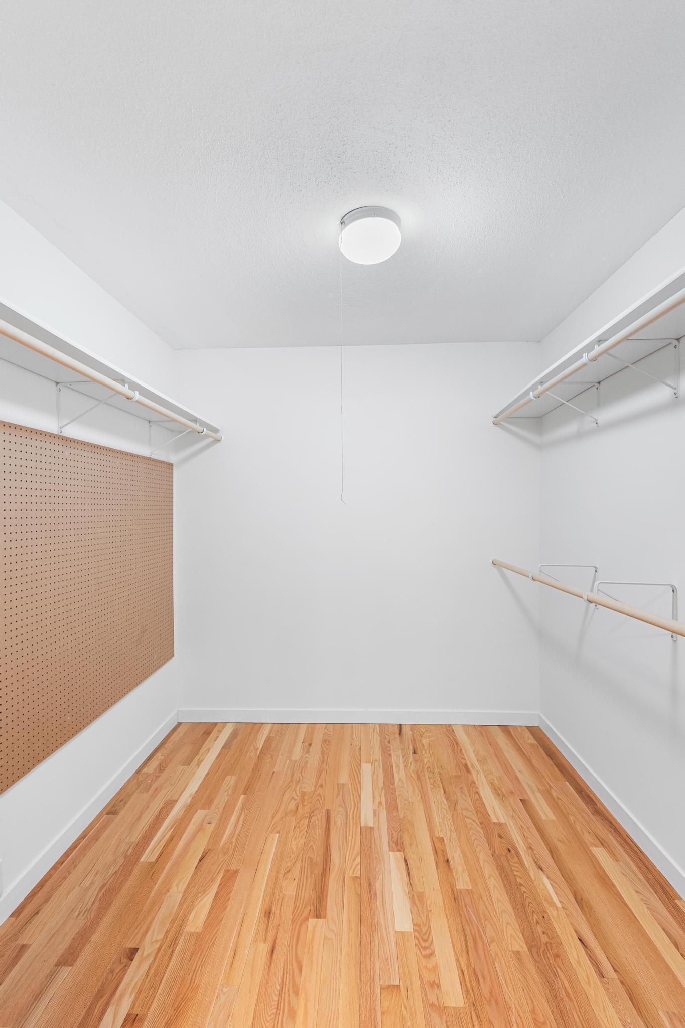 1770 Bryant Avenue S Unit: 301