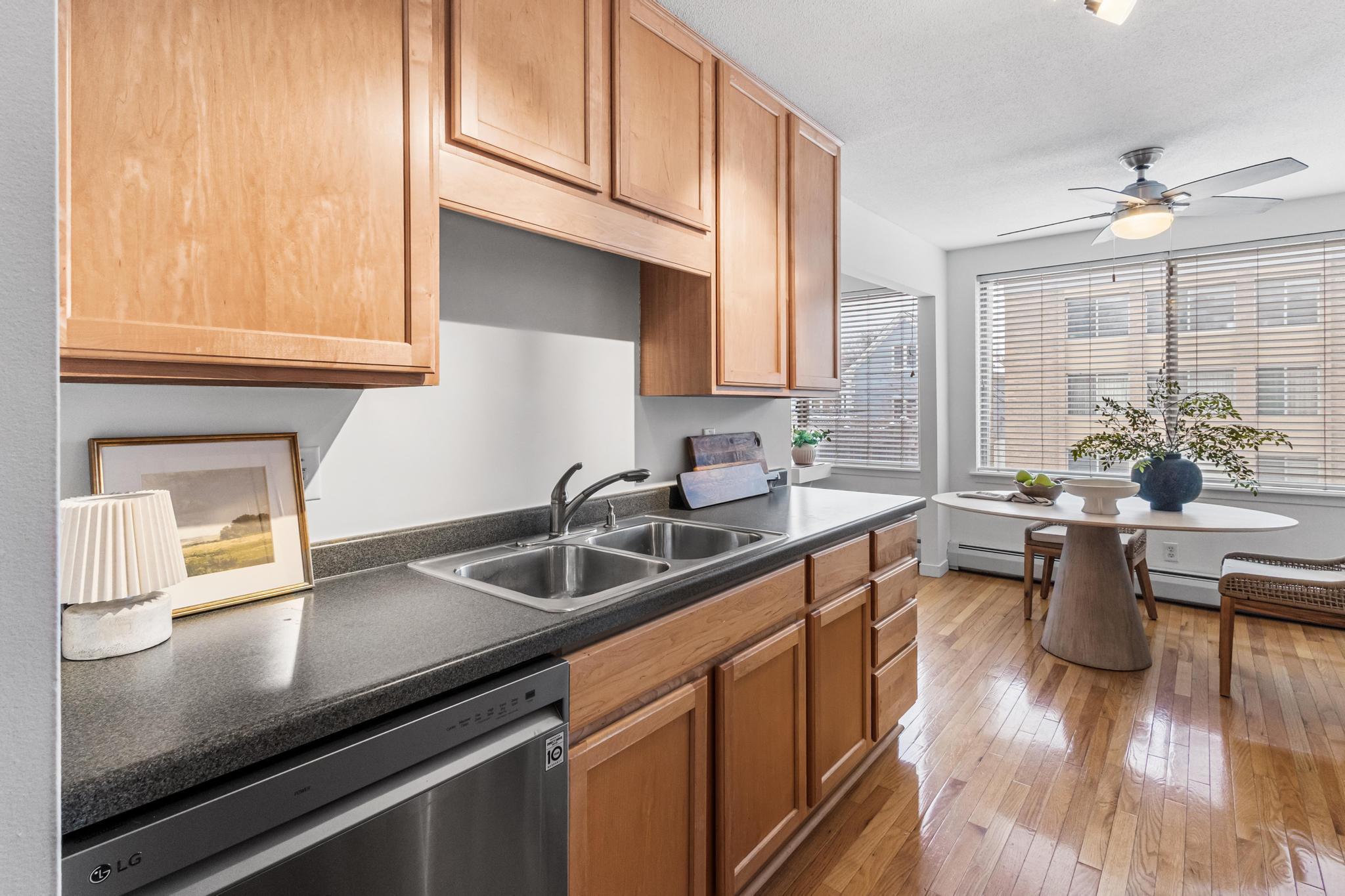 1770 Bryant Avenue S Unit: 301