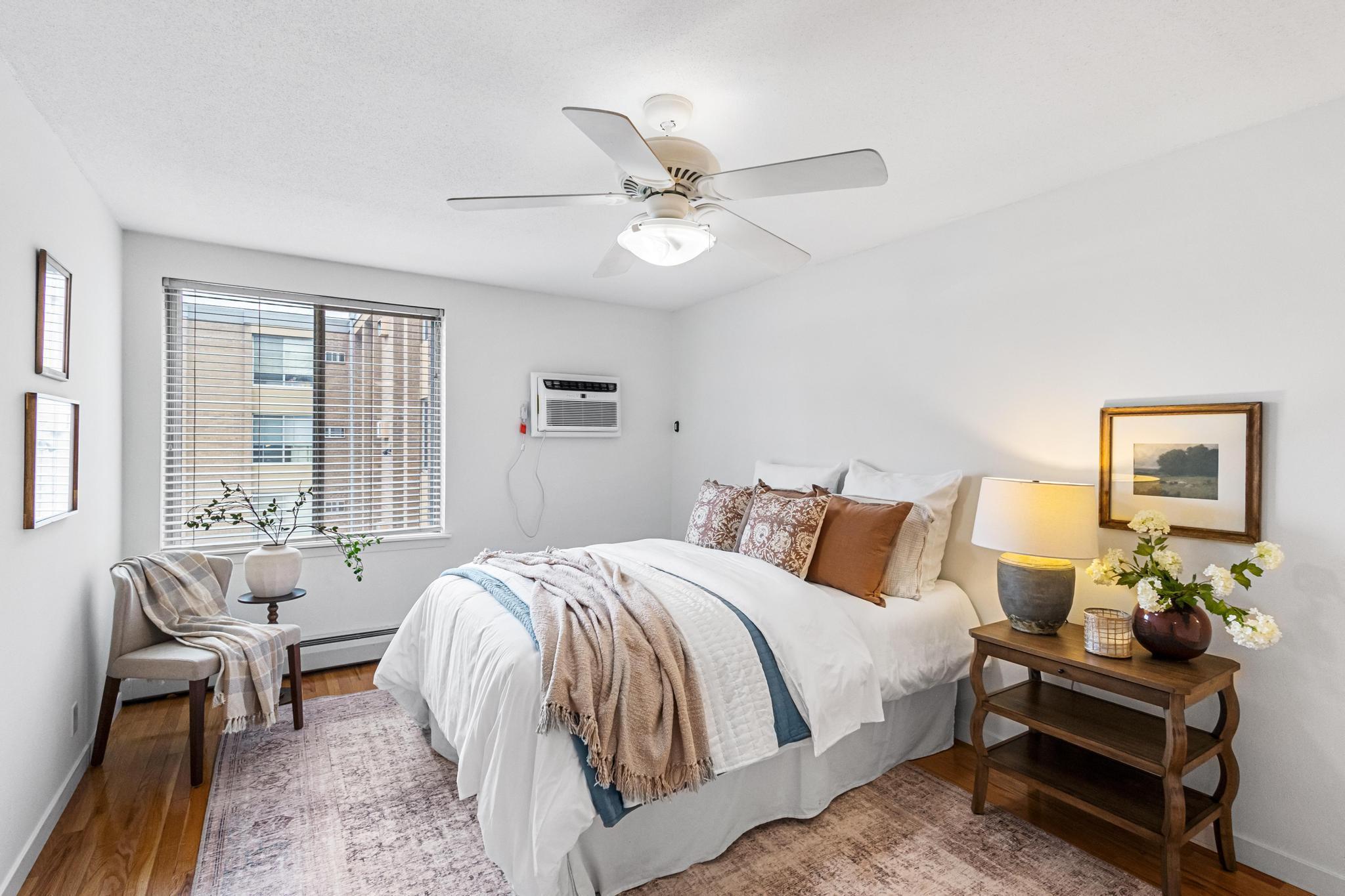 1770 Bryant Avenue S Unit: 301