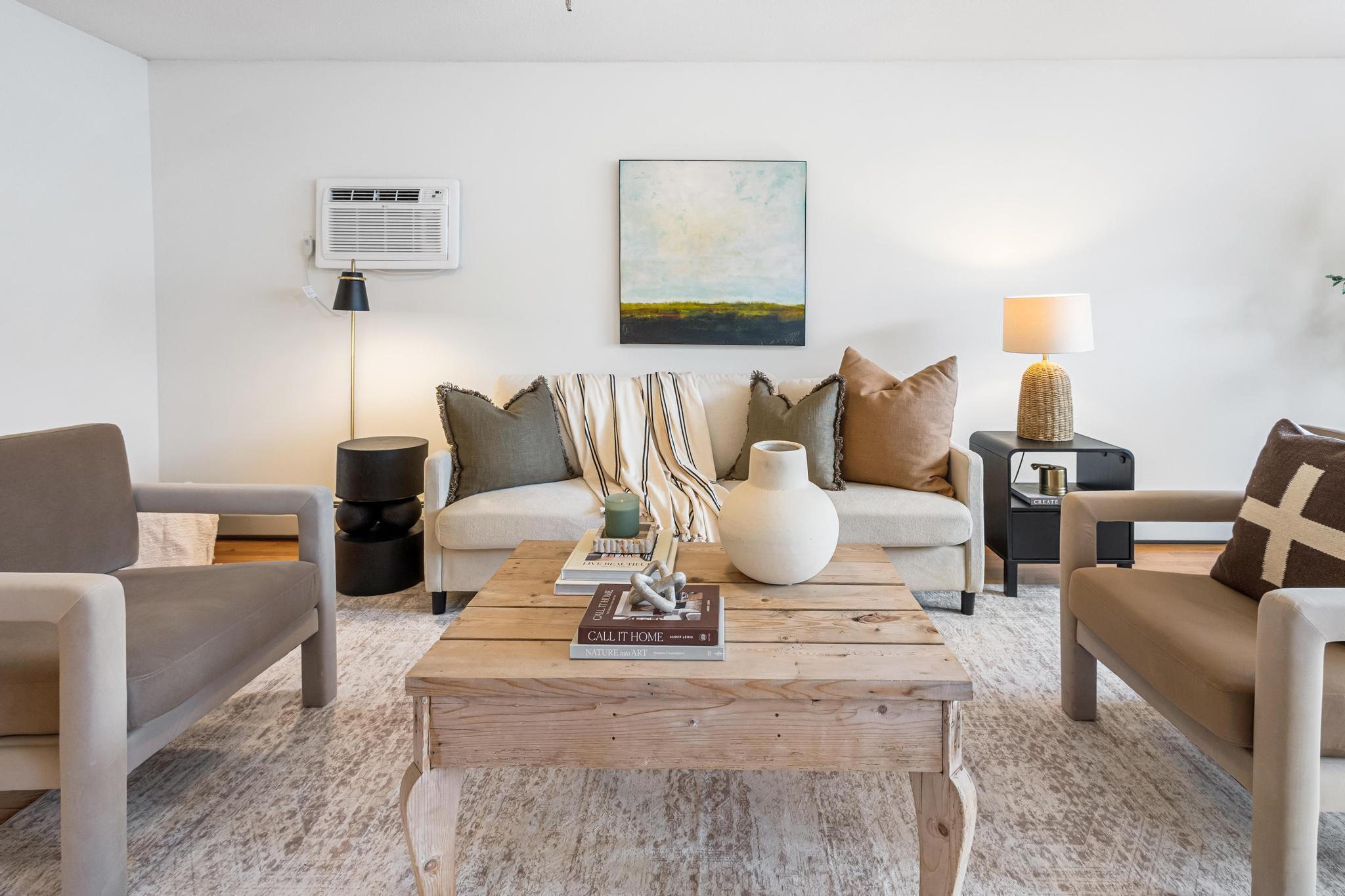 1770 Bryant Avenue S Unit: 301