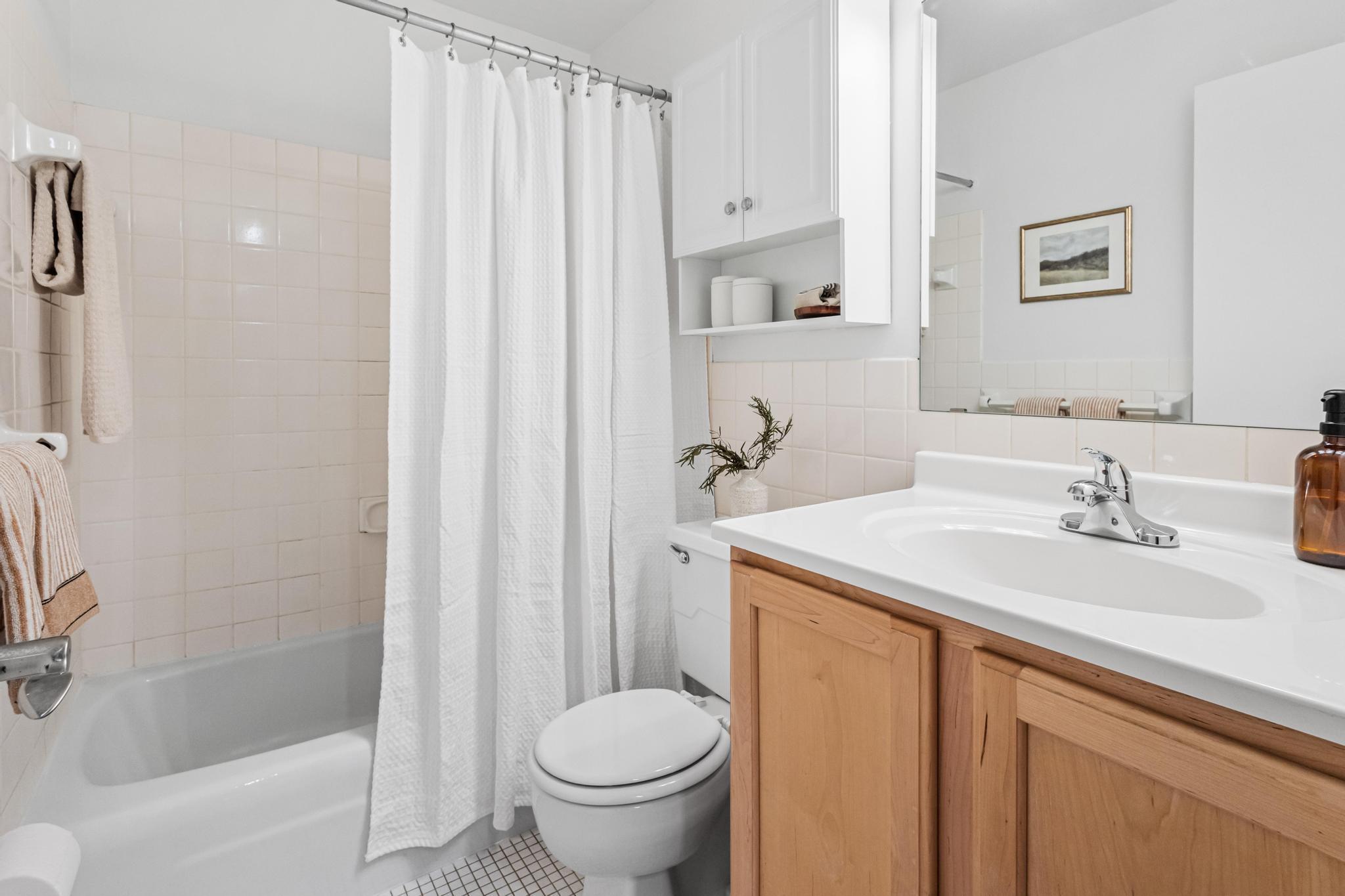 1770 Bryant Avenue S Unit: 301