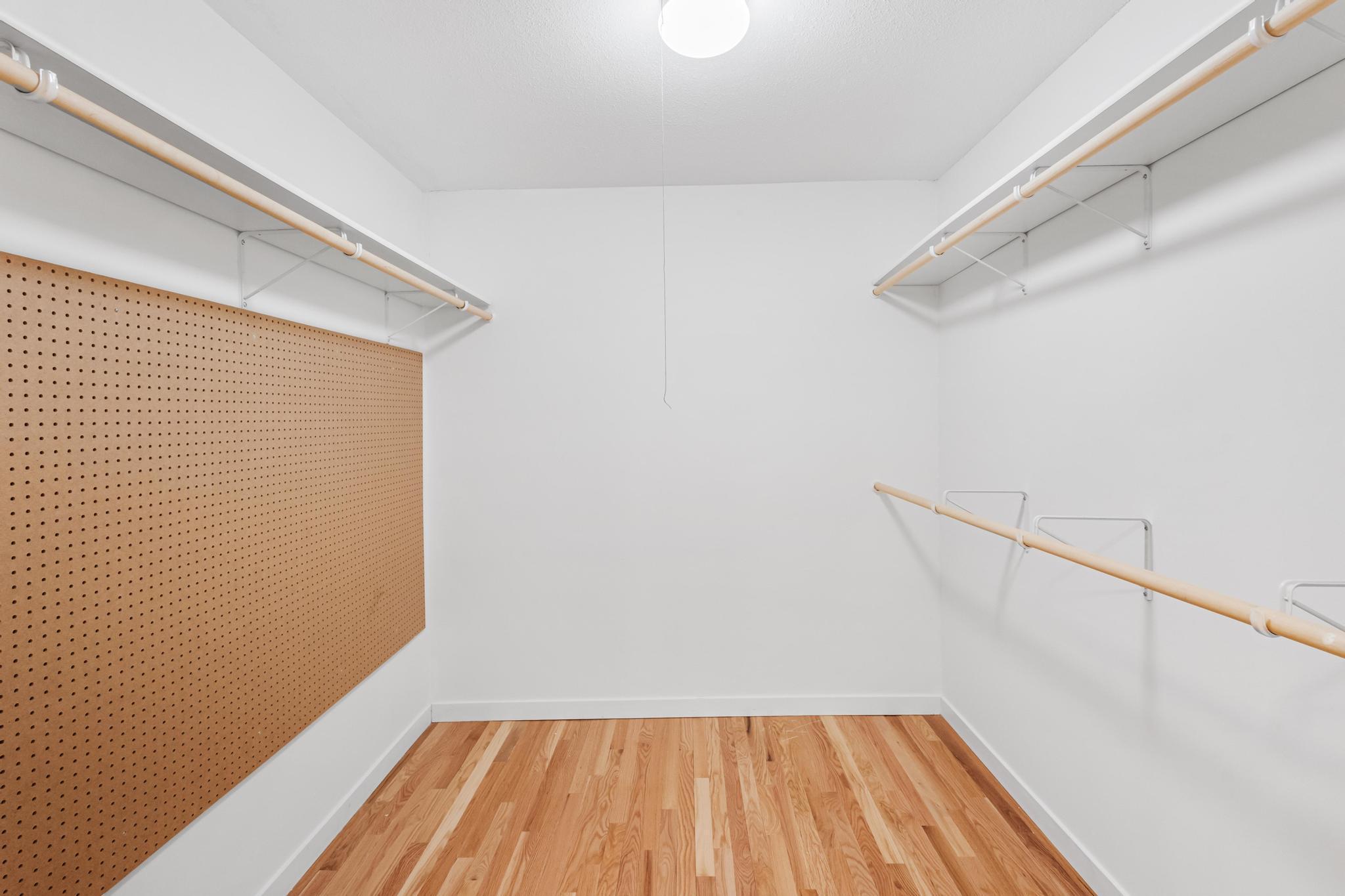 1770 Bryant Avenue S Unit: 301