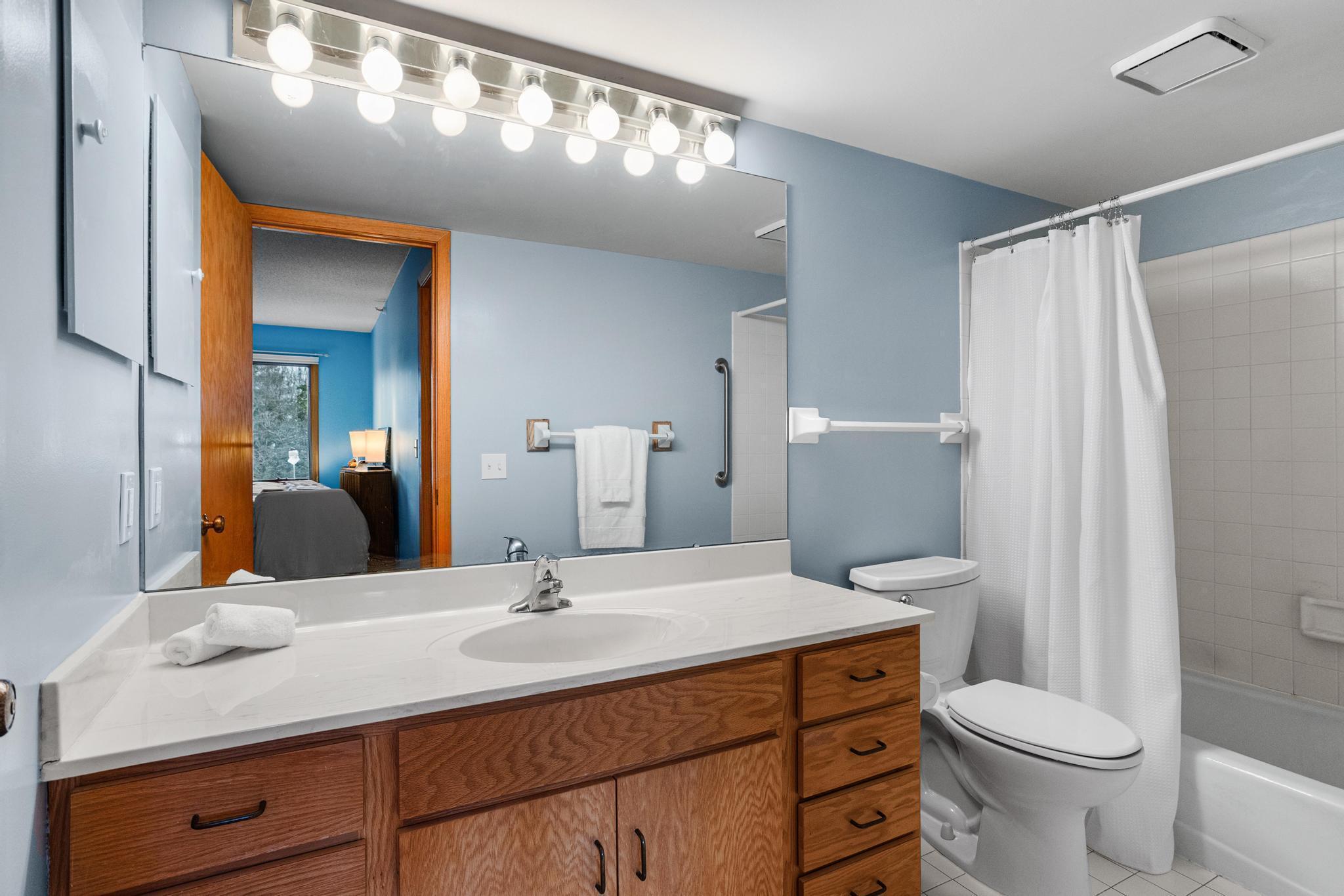 14601 Atrium Way Unit: 332