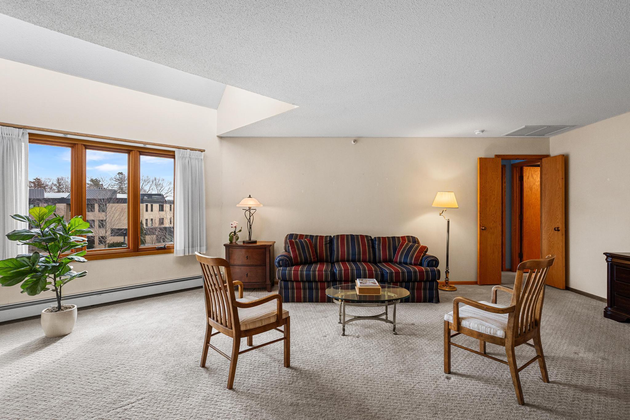 14601 Atrium Way Unit: 332