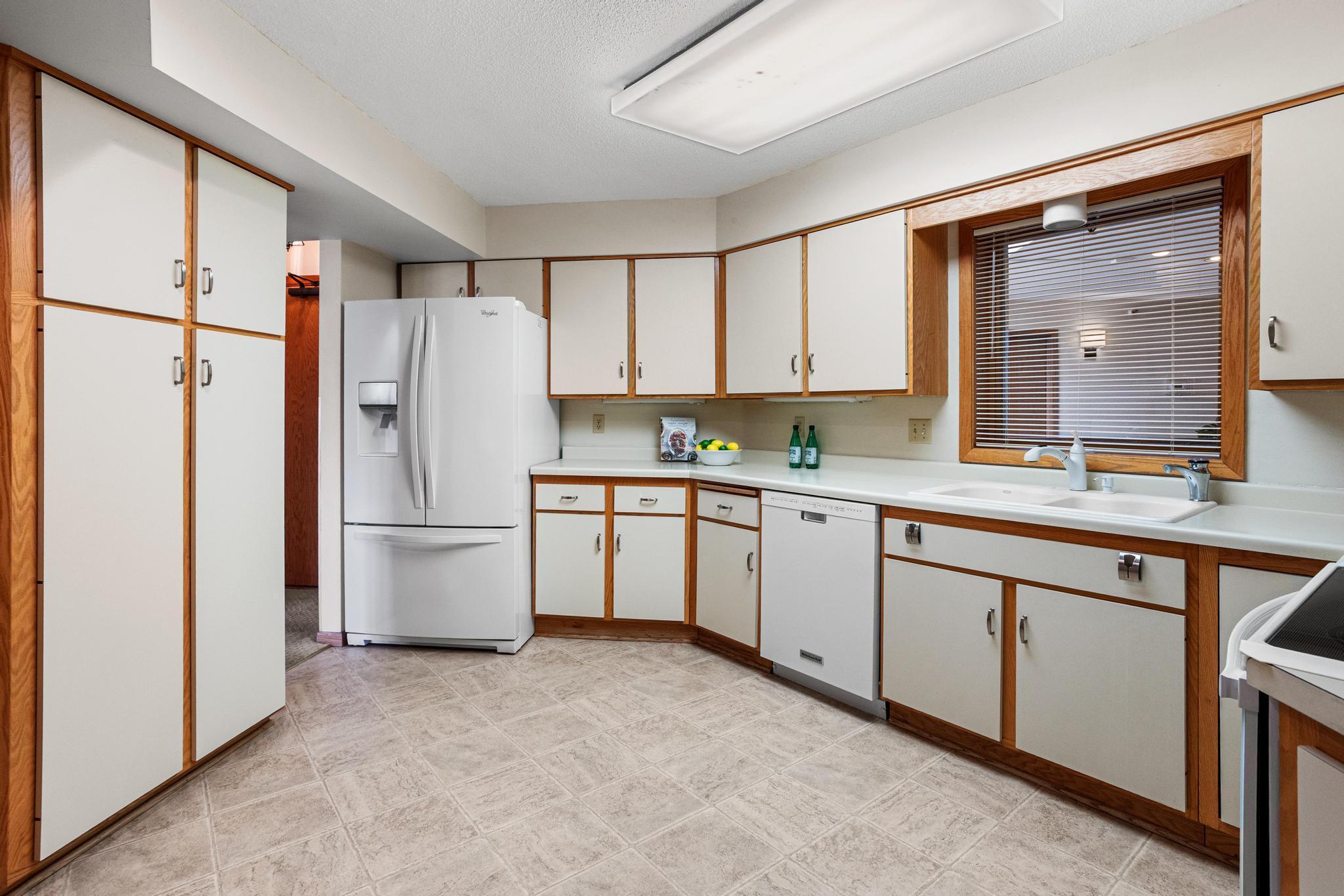 14601 Atrium Way Unit: 332