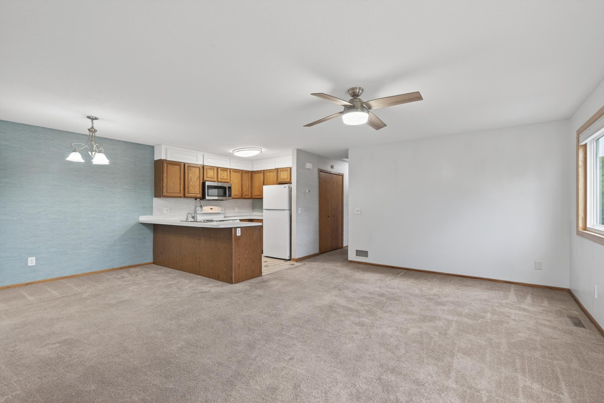 8519 S Pond Trail
