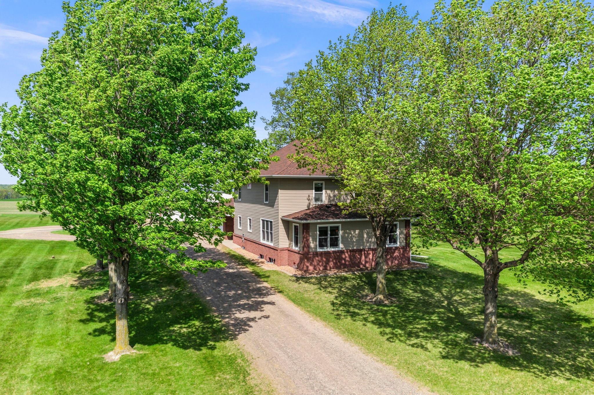 8711 County Road 7 NW