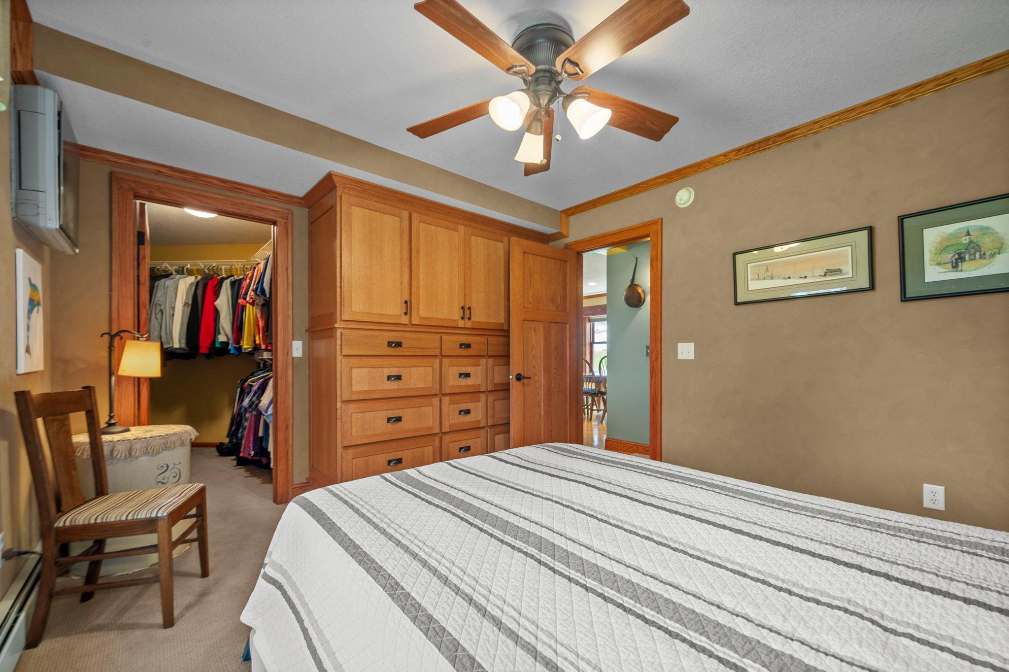 8711 County Road 7 NW
