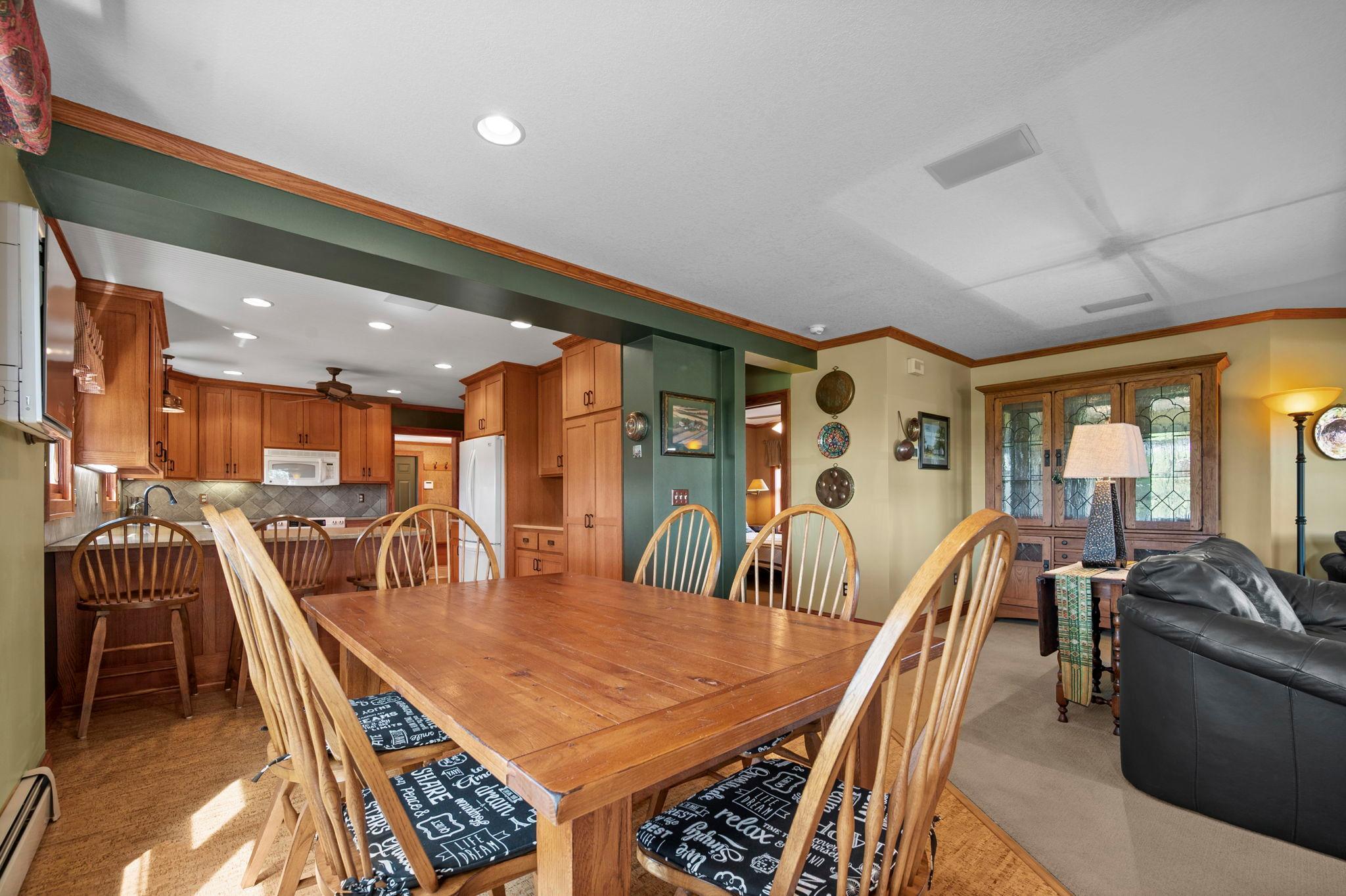 8711 County Road 7 NW