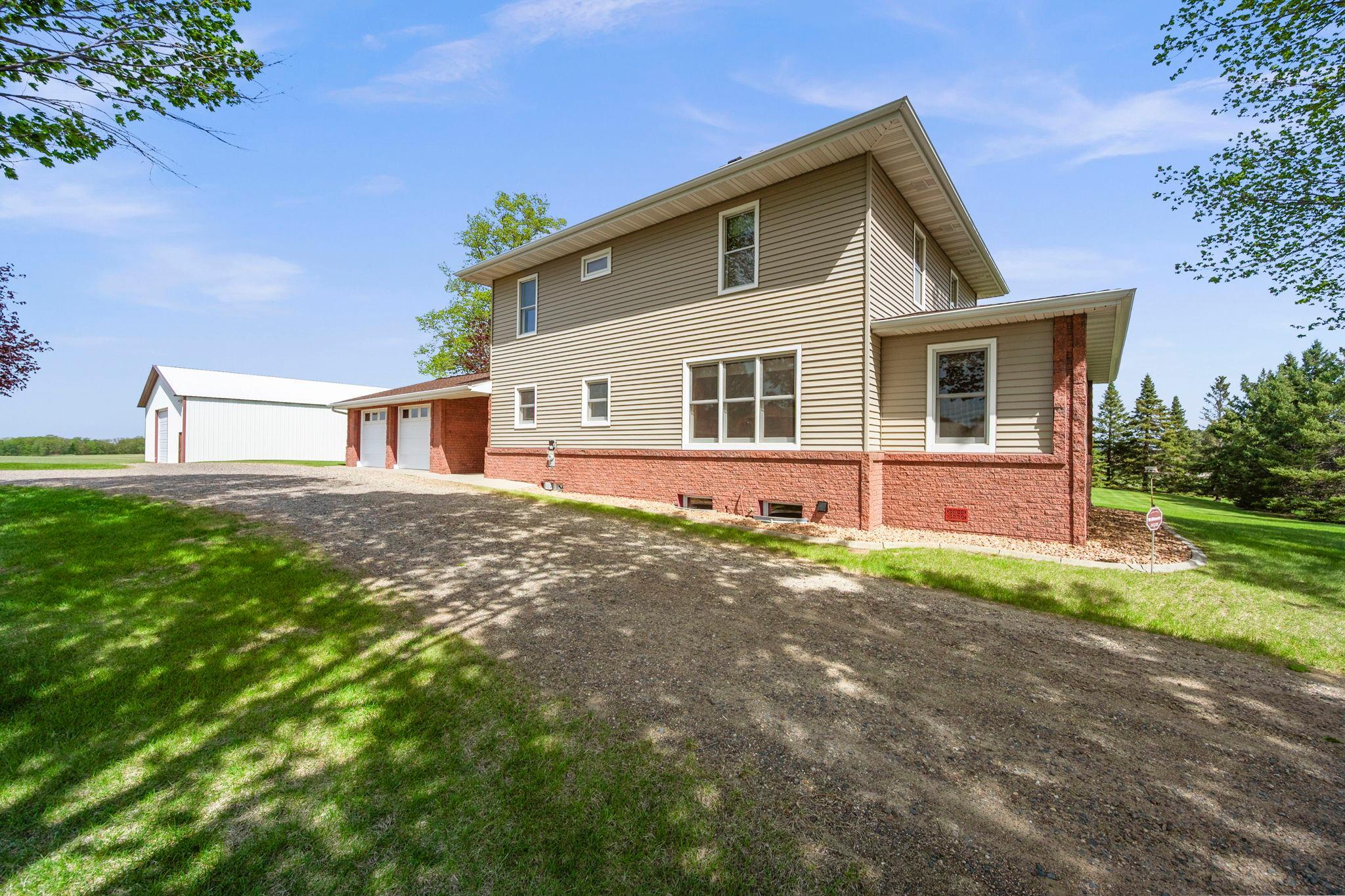 8711 County Road 7 NW