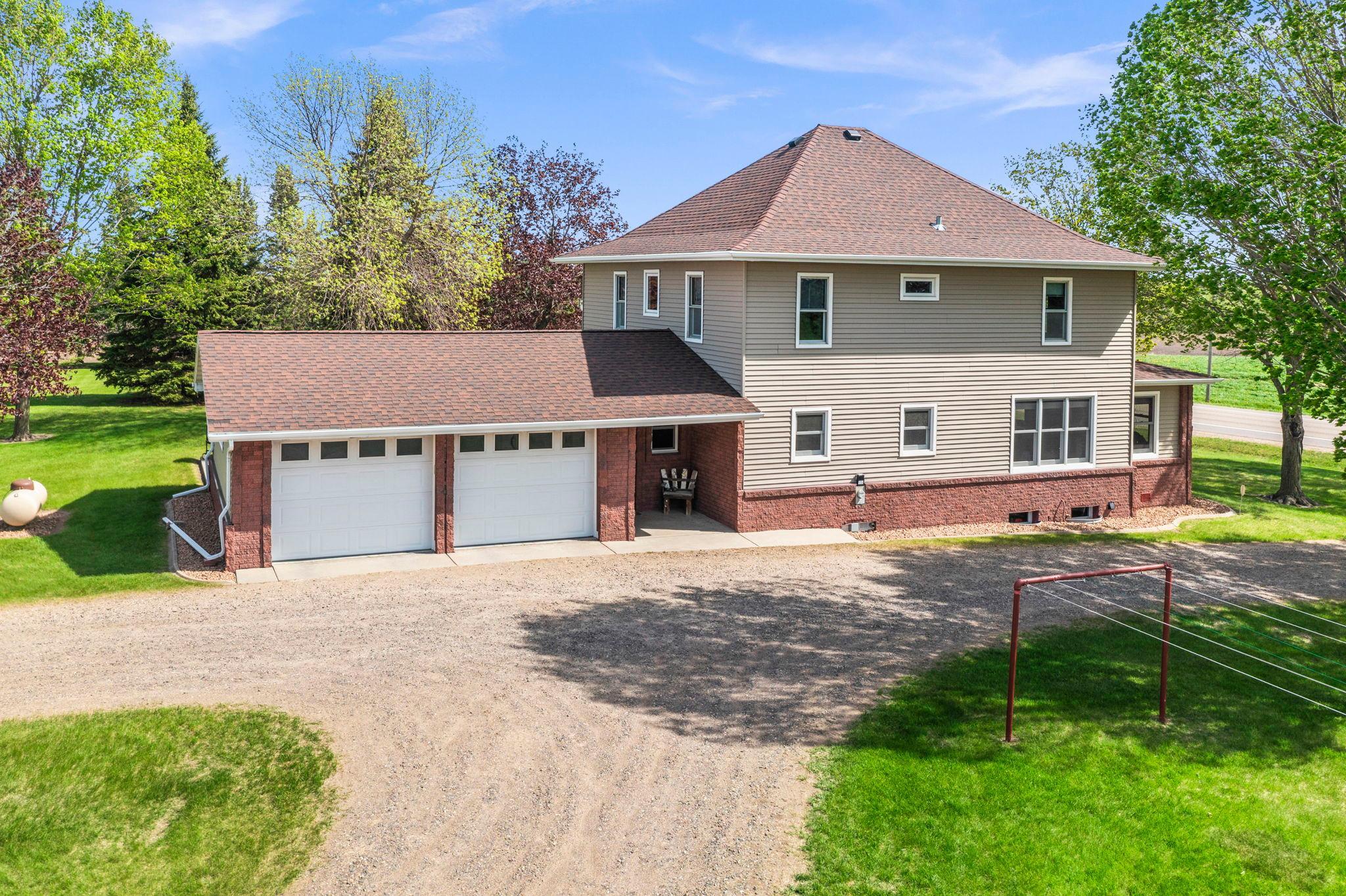 8711 County Road 7 NW