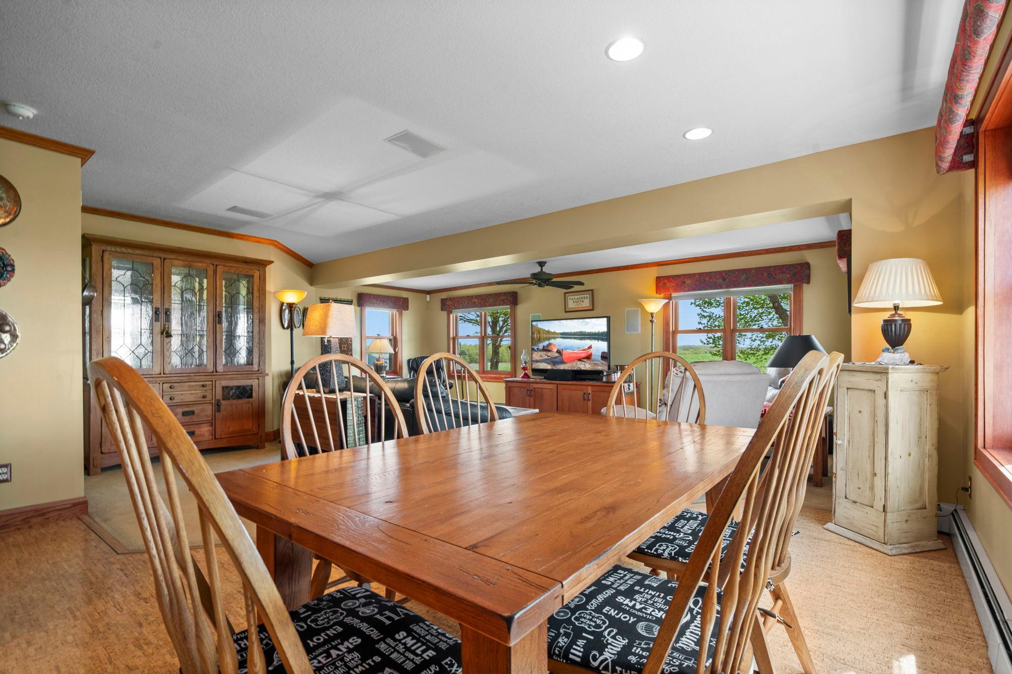 8711 County Road 7 NW