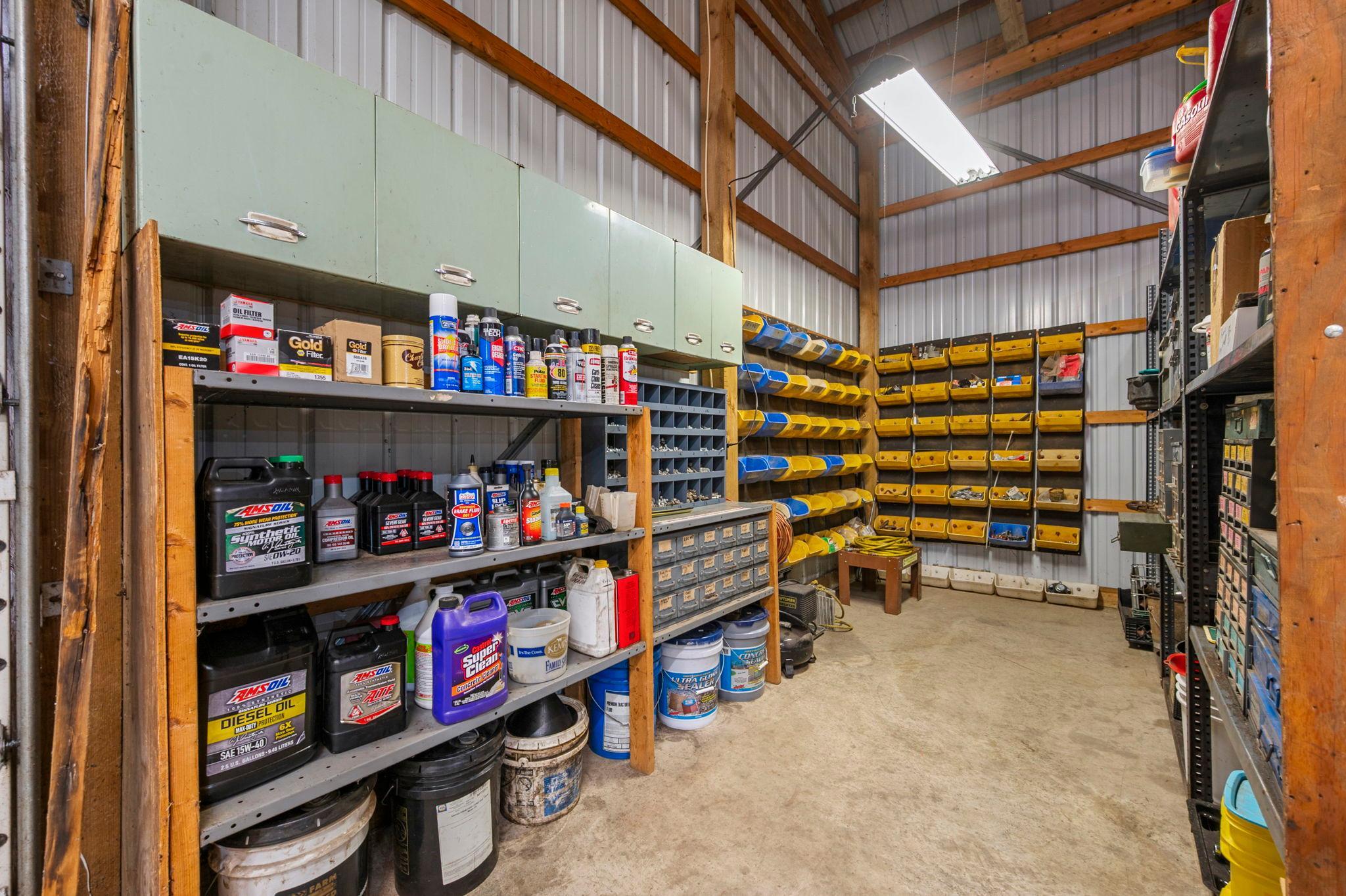 8711 County Road 7 NW