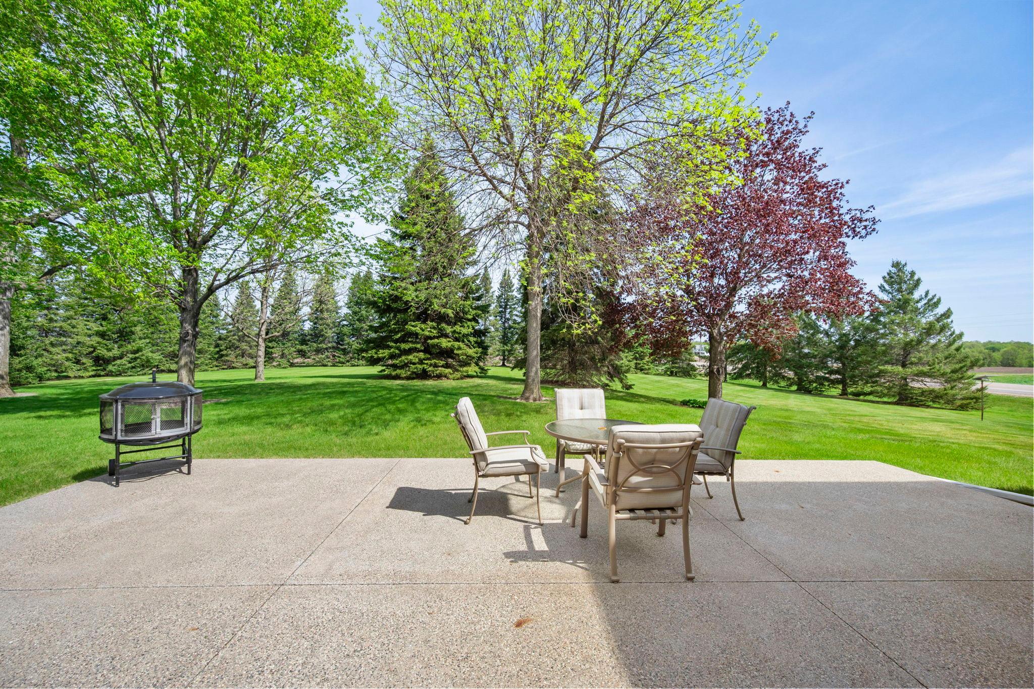 8711 County Road 7 NW