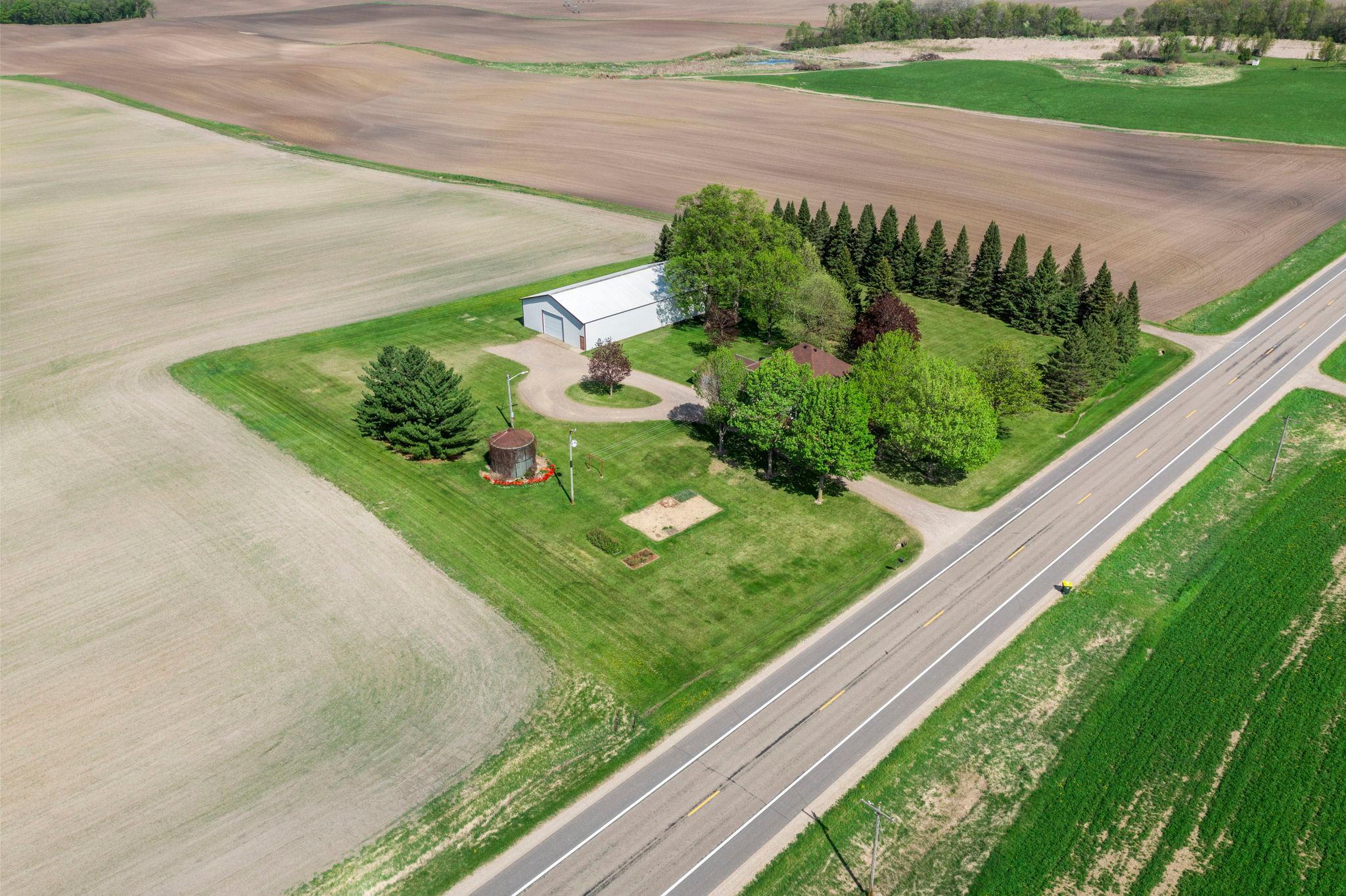 8711 County Road 7 NW