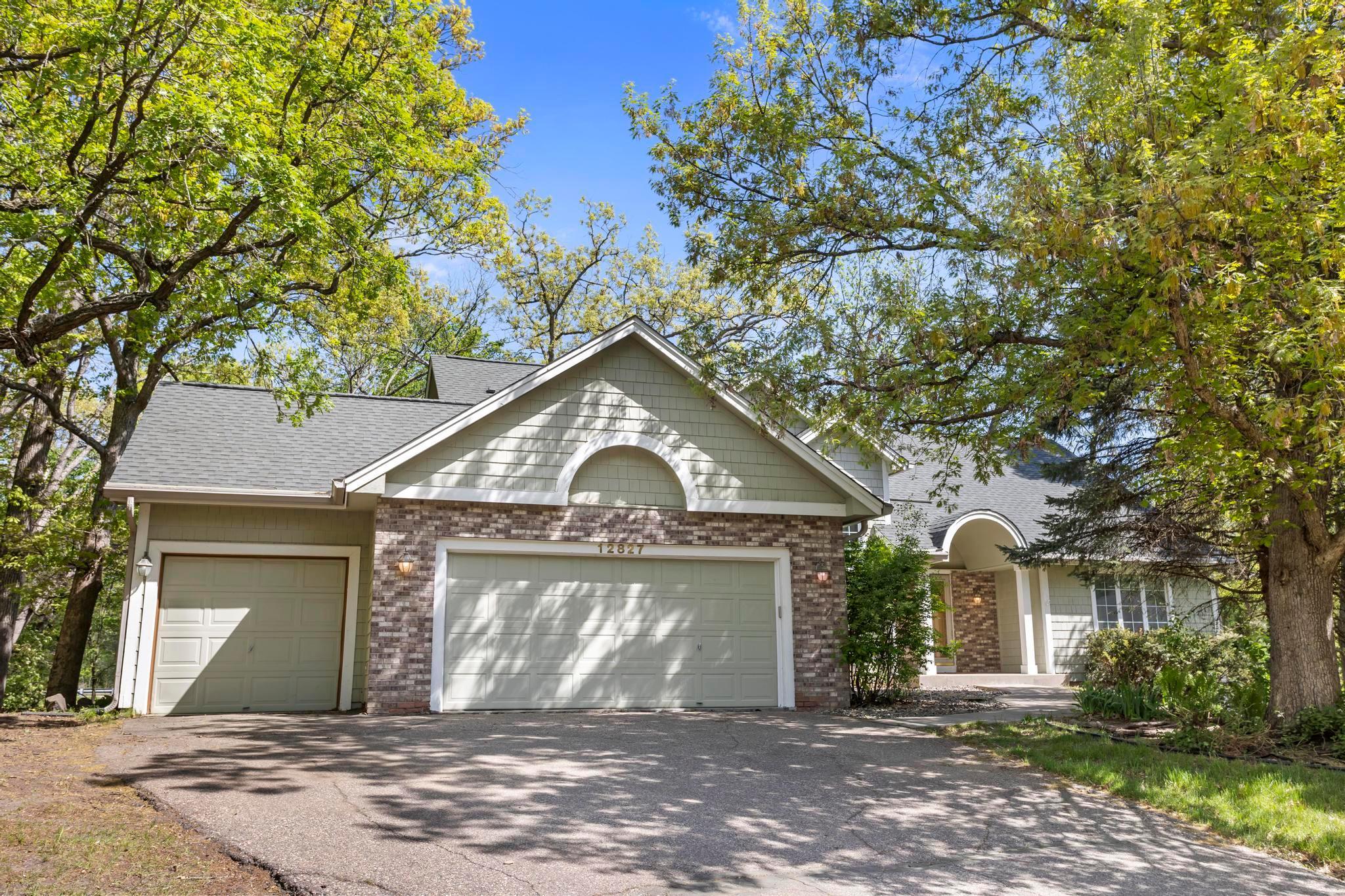 12827 Dover Court