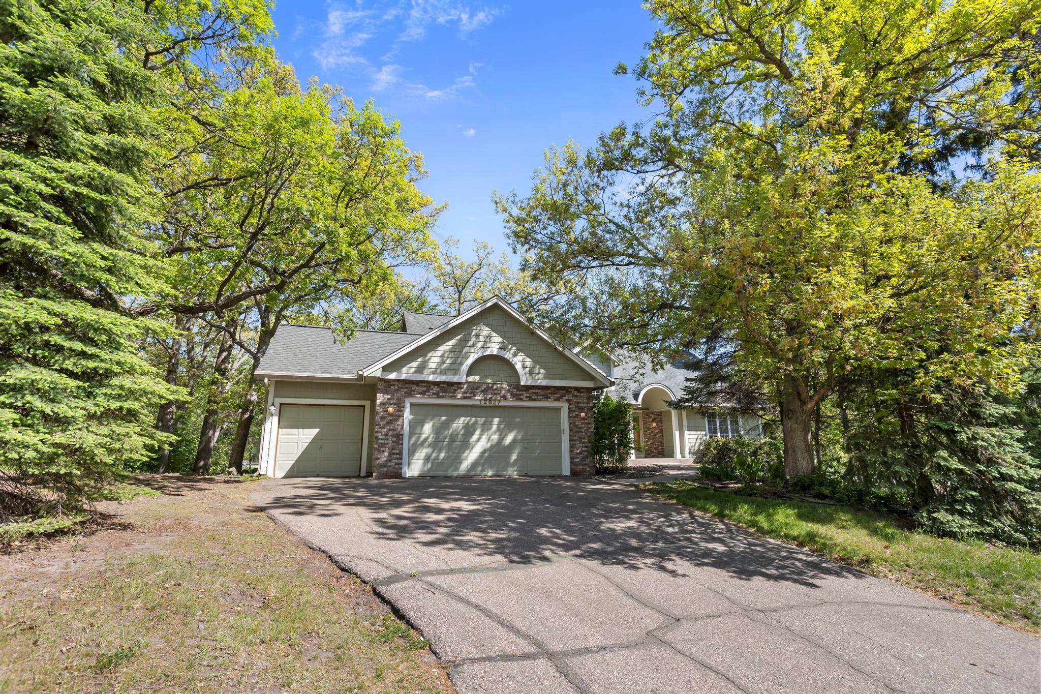 12827 Dover Court